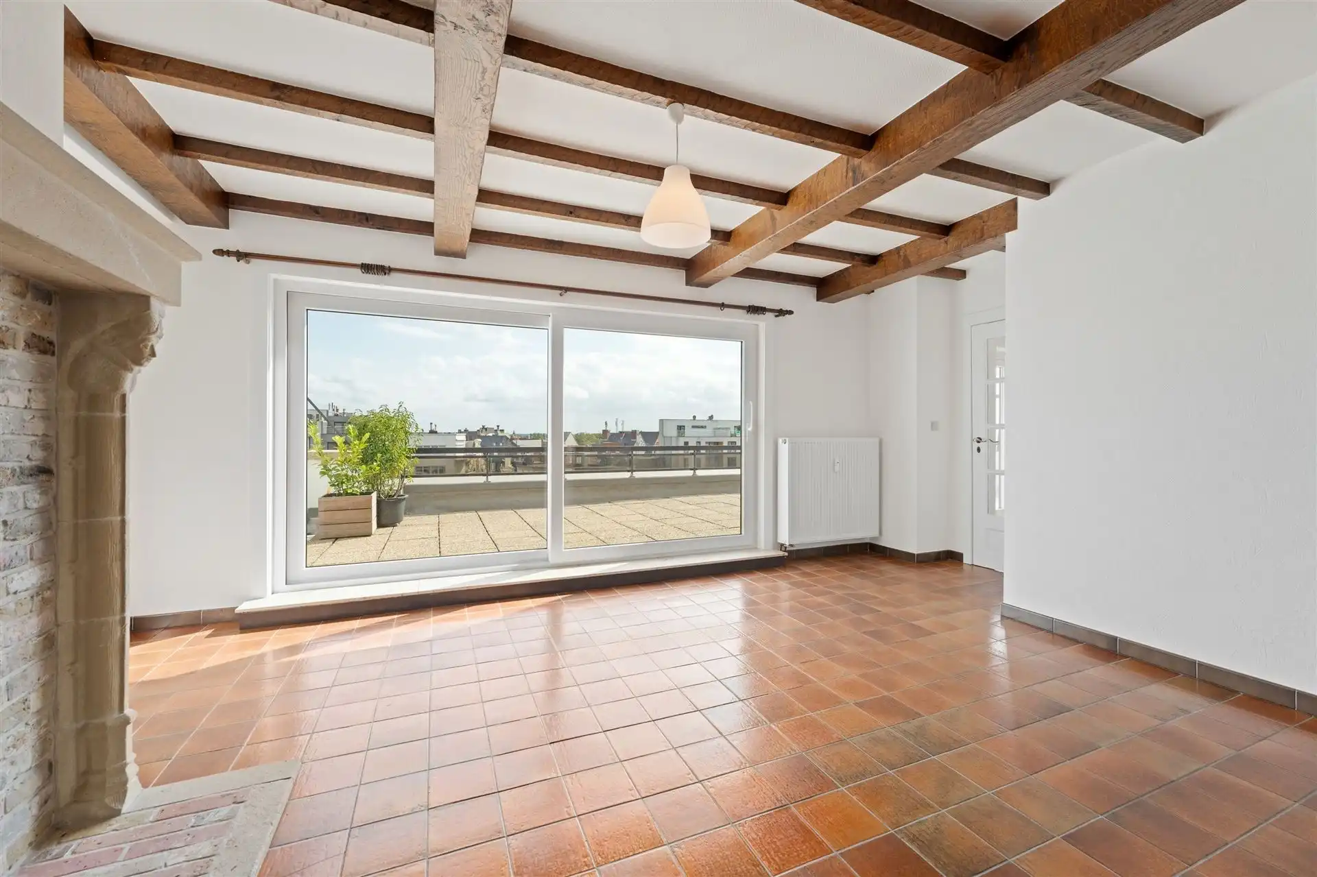 Penthouse foto {{pictureIndex}}