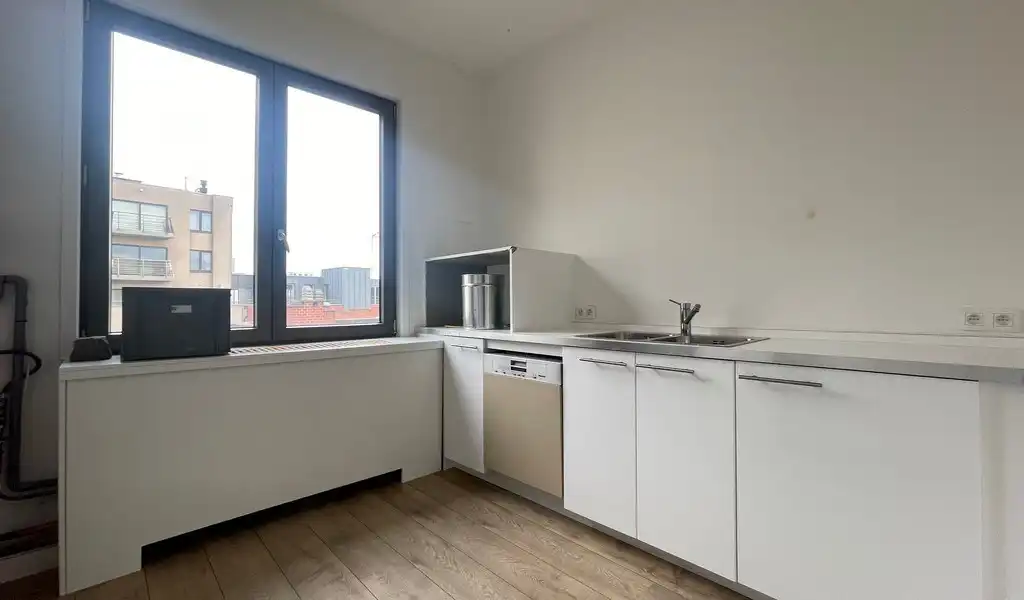 Kantoorruimte te huur vlakbij Het Eilandje in Antwerpen foto 12