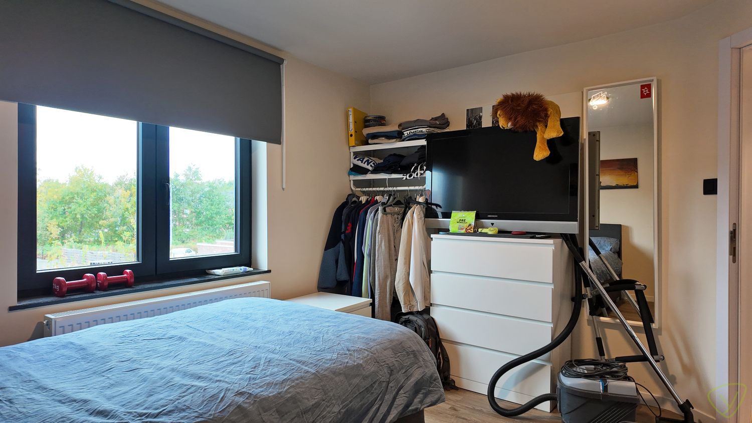 Gerenoveerde woning met zonnige tuin en  zonnepanelen in Eeklo! foto 18