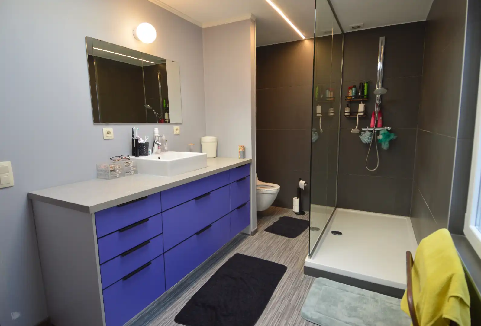 Ruim herenhuis met 2 slaapkamers in Wevelgem foto 9