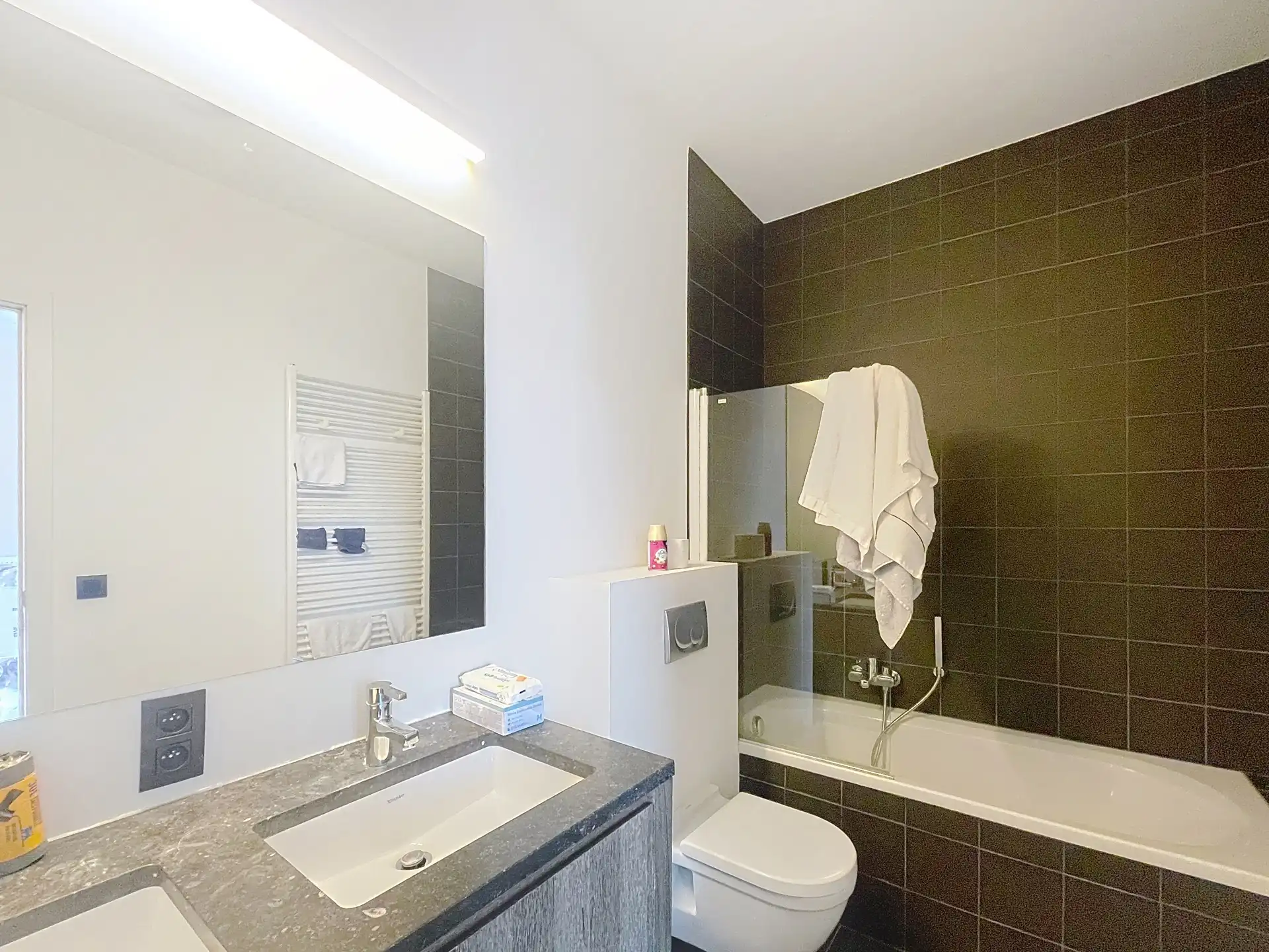 Appartement met 2 slaapkamers in een recent gebouw. foto 6