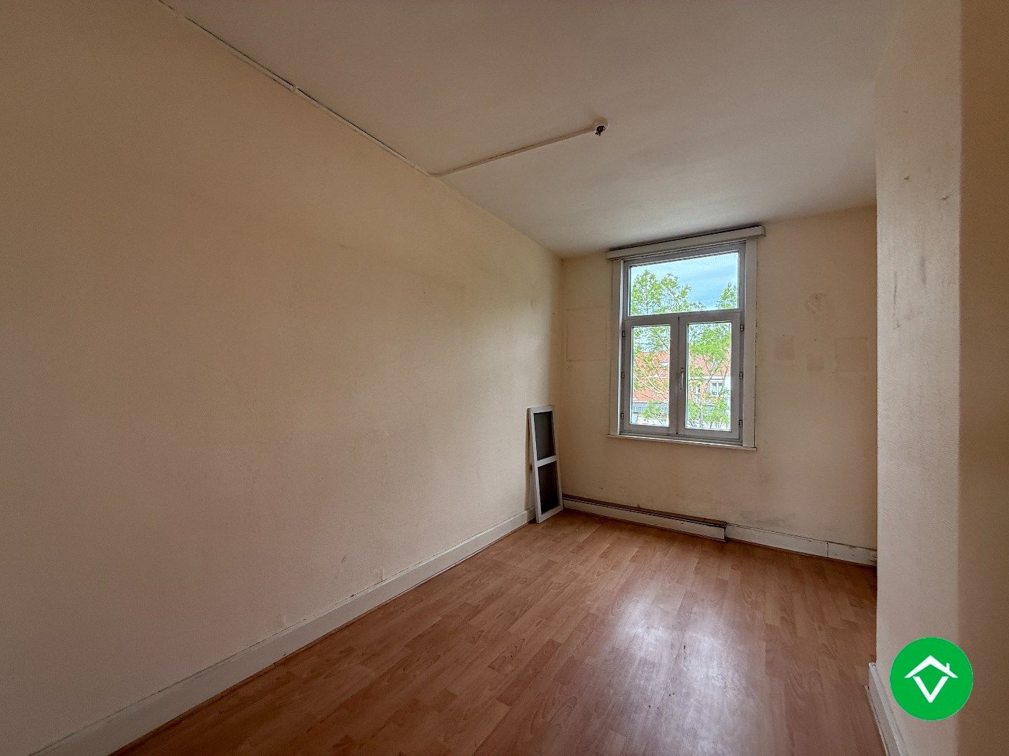 Gezellige rijwoning met 3 slaapkamers en tuin te centrum Roeselare foto 17
