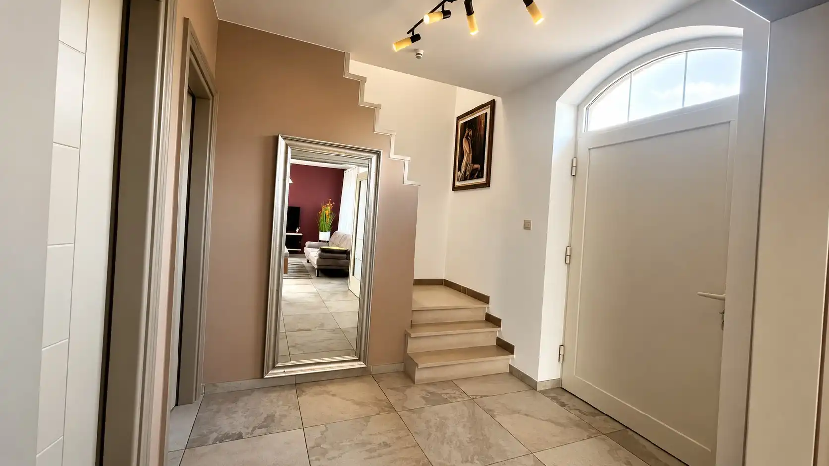 Grote woning met mogelijks 6 kamers, garage,... foto 12