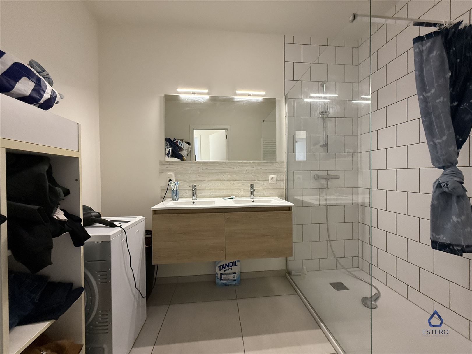 Mooi afgewerkt nieuwbouwappartement met 2 slaapkamers foto 13