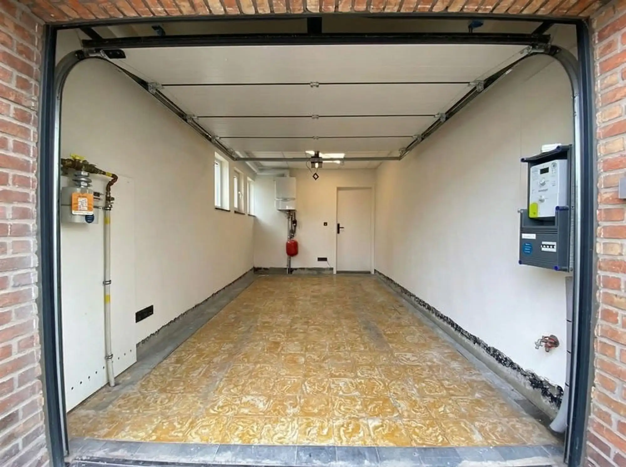 prachtig gerenoveerde woonst met 5 slaapkamers en 2 garages foto 30