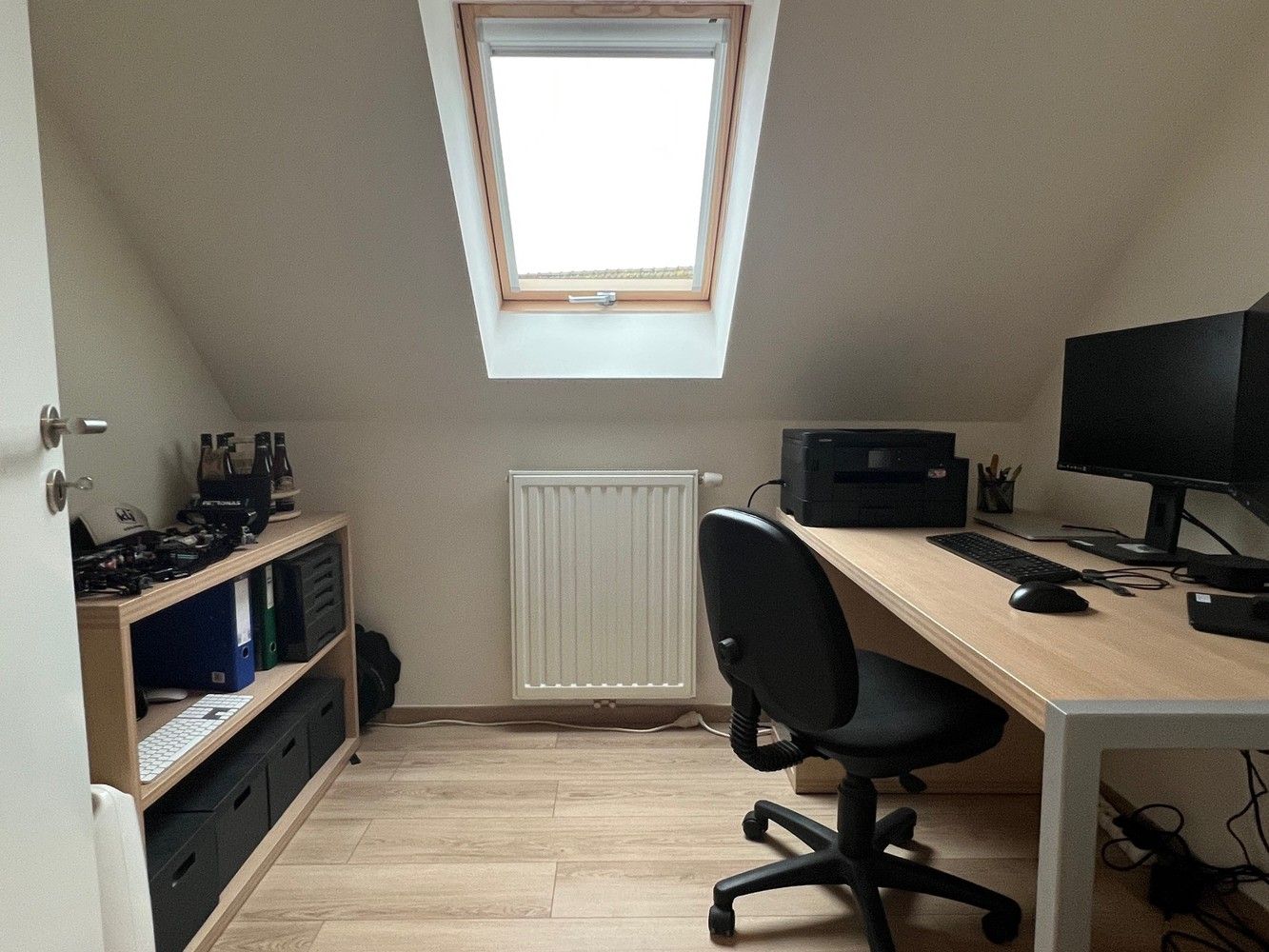 Recente nieuwbouwwoning met 3 slaapkamers en garage. foto 6