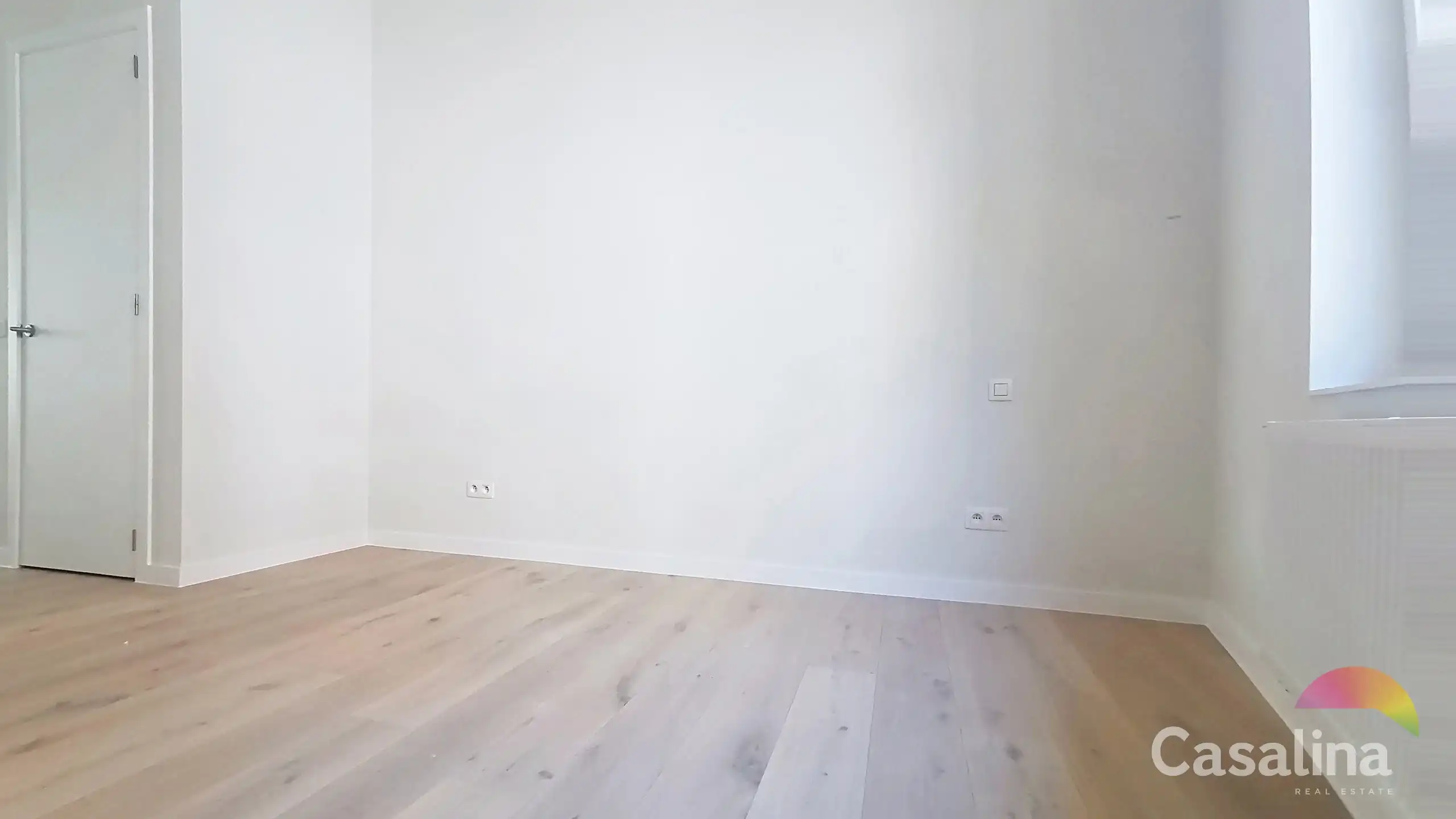 Volledig gerenoveerd, 1ste bewoning, tegenover Josaphatpark foto 4