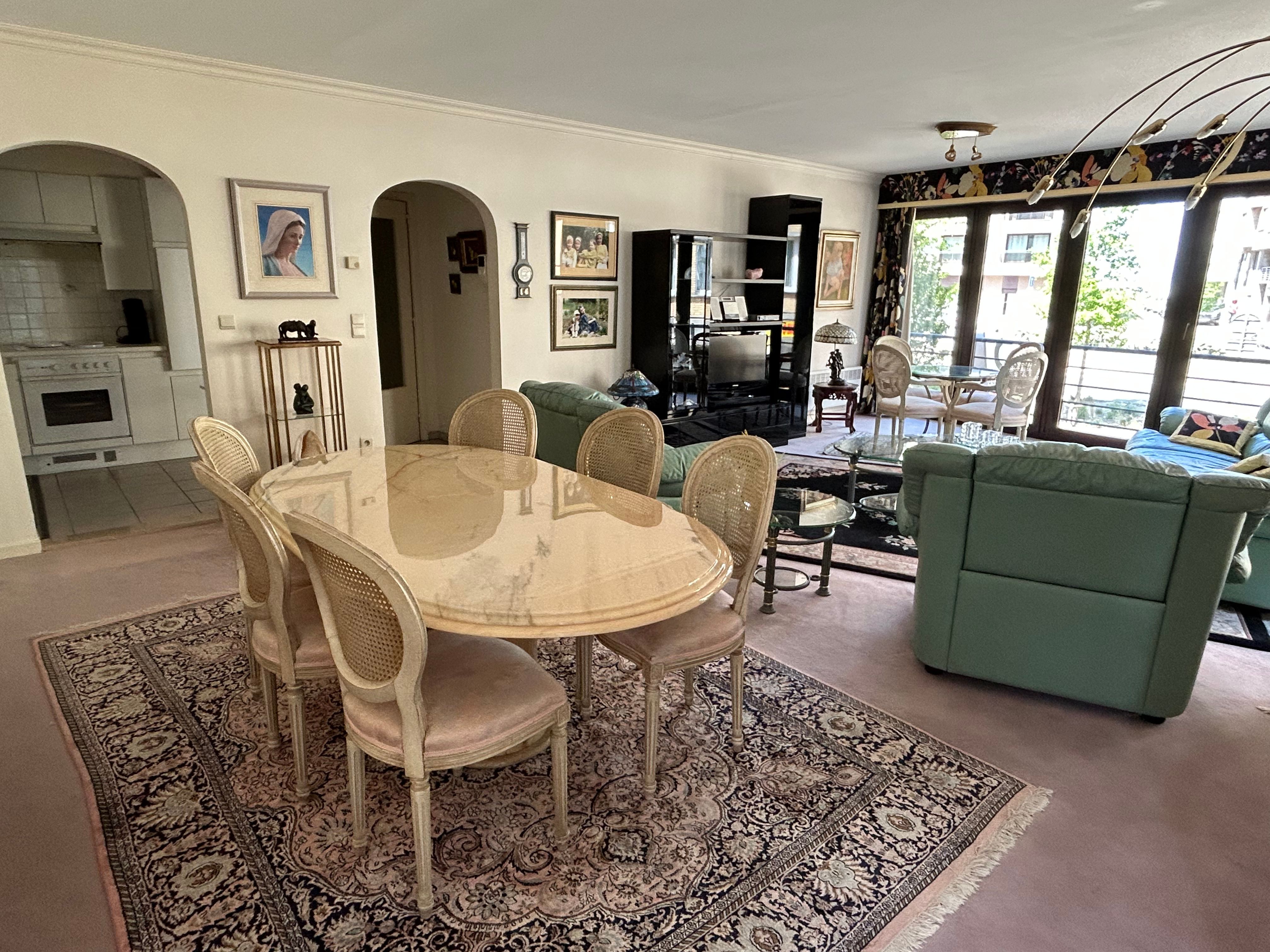 Ruim op te frissen hoekappartement vlakbij de zeedijk foto 16