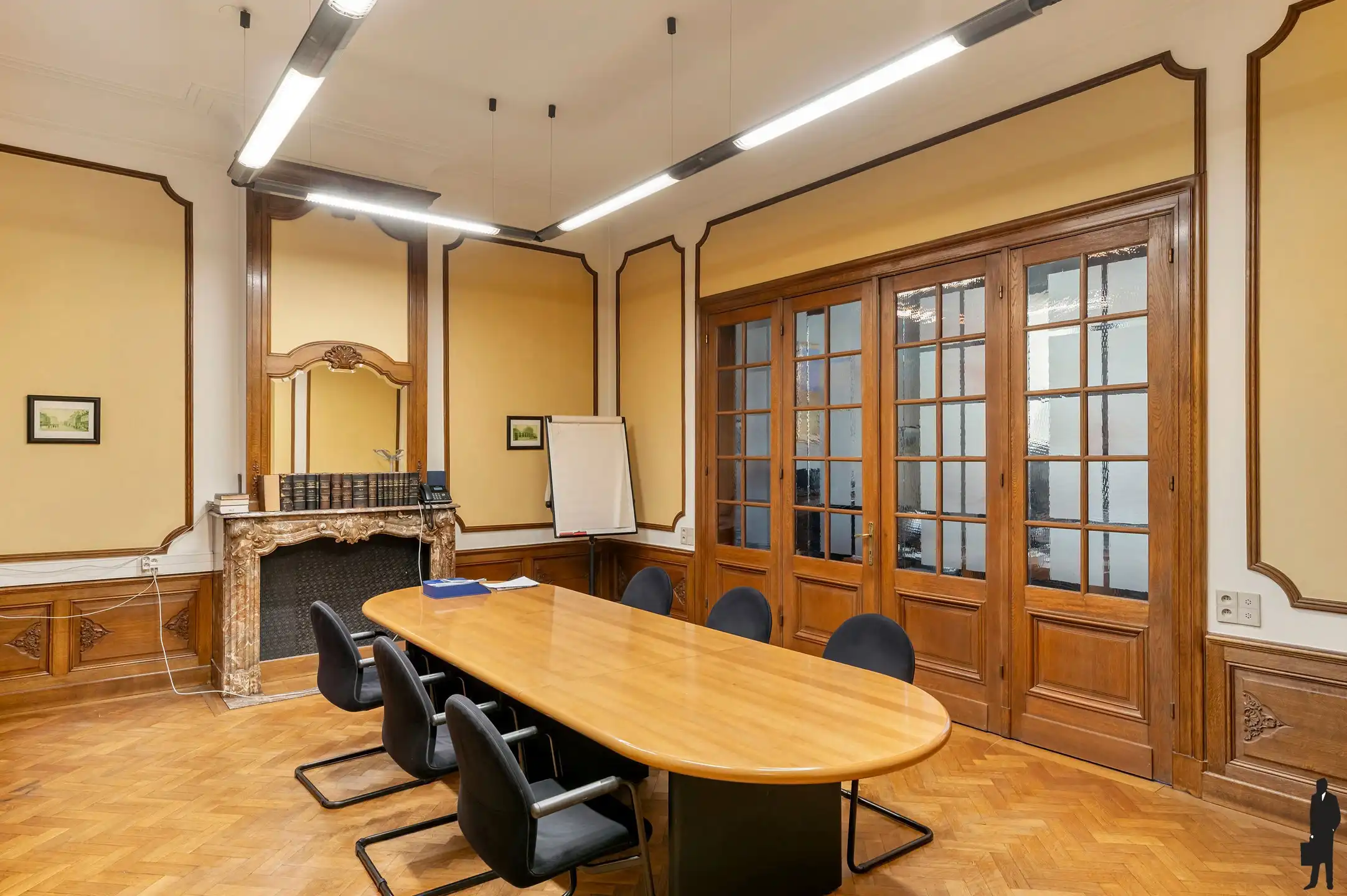 Karaktervol burgerhuis in hartje Turnhout foto 4