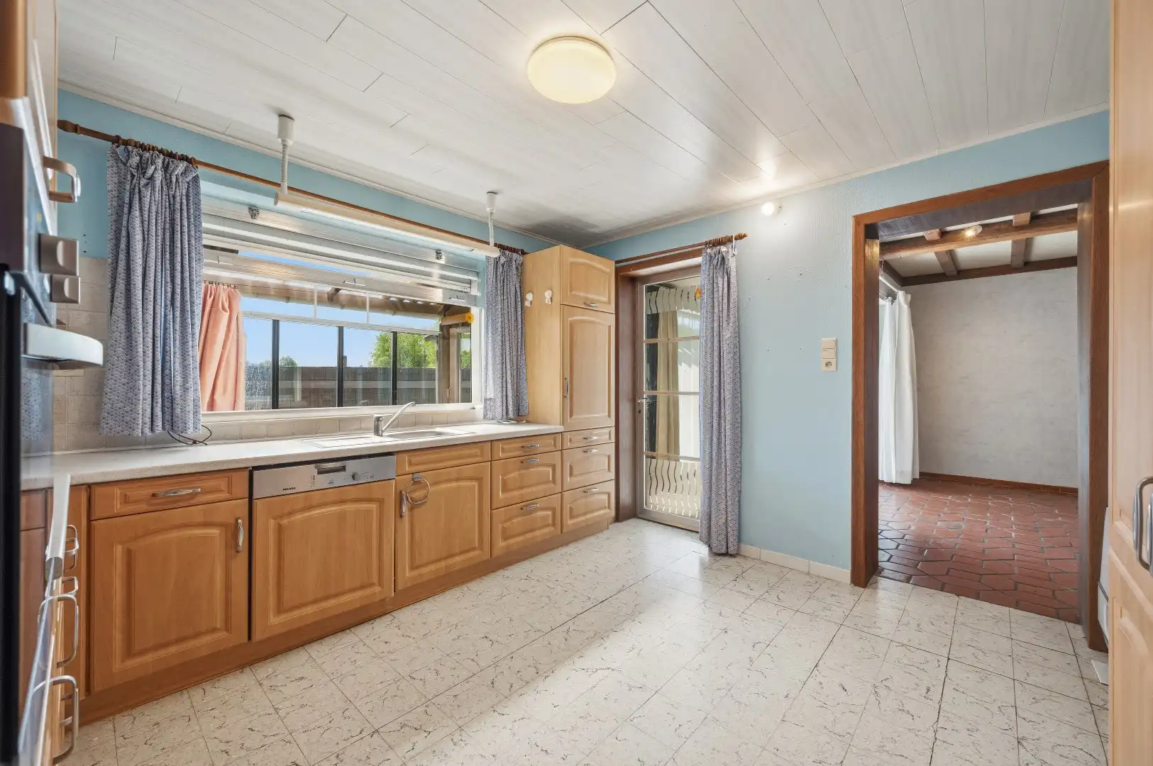 Gezinswoning met 4 slaapkamers in het rustige Hoegaarden foto 7