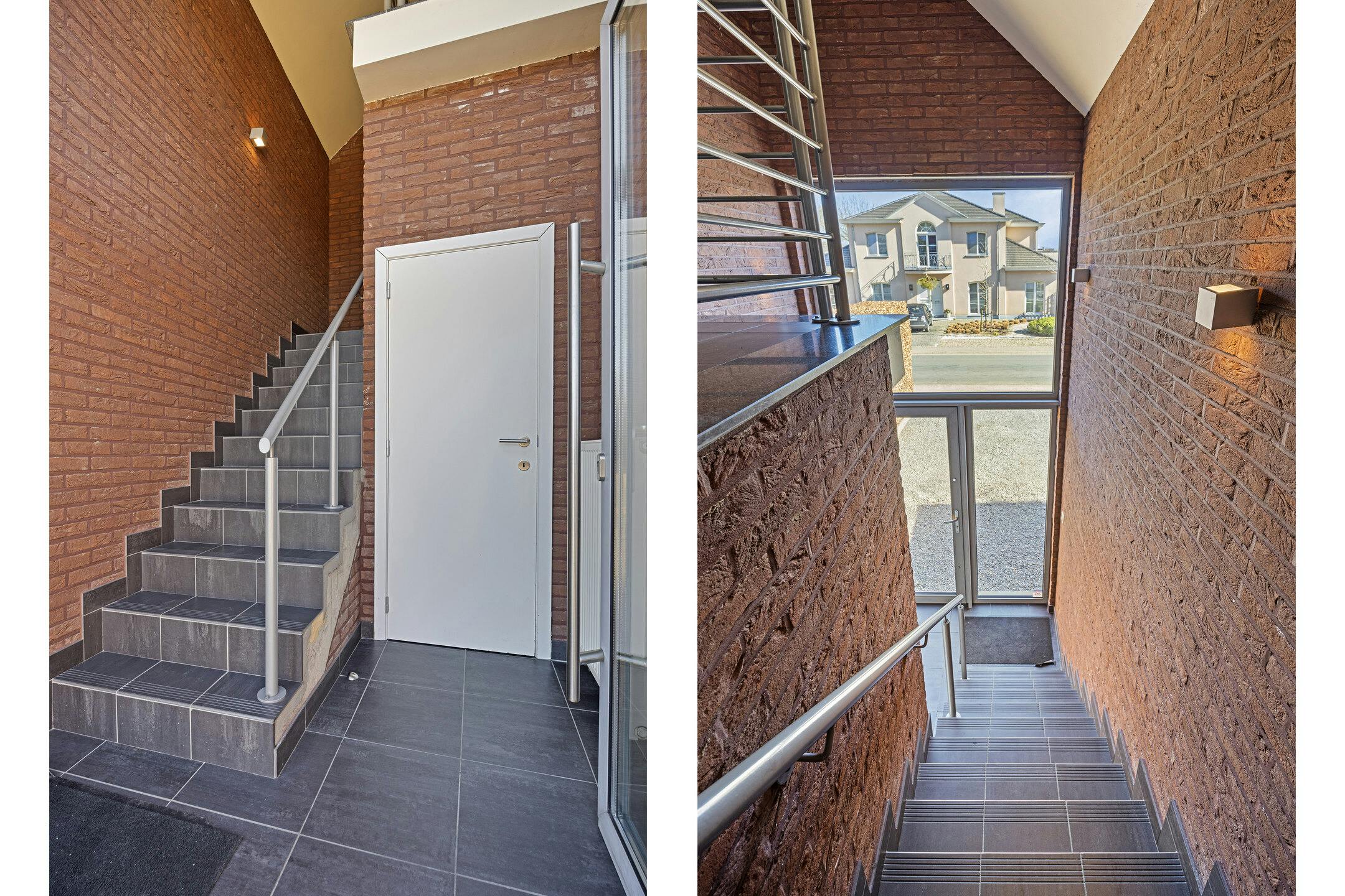 Appartement met groot terras te koop in Maasmechelen foto 3