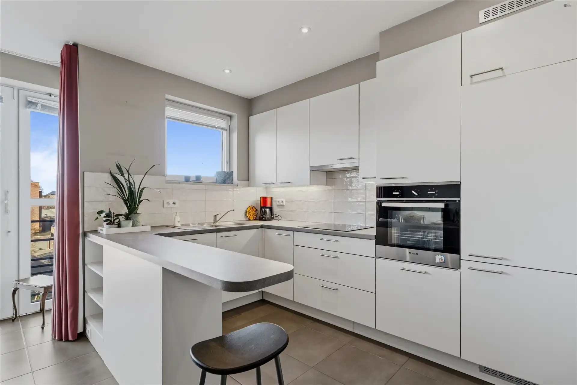 Perfect verzorgd tweeslaapkamer appartement te Moerbeke foto 5