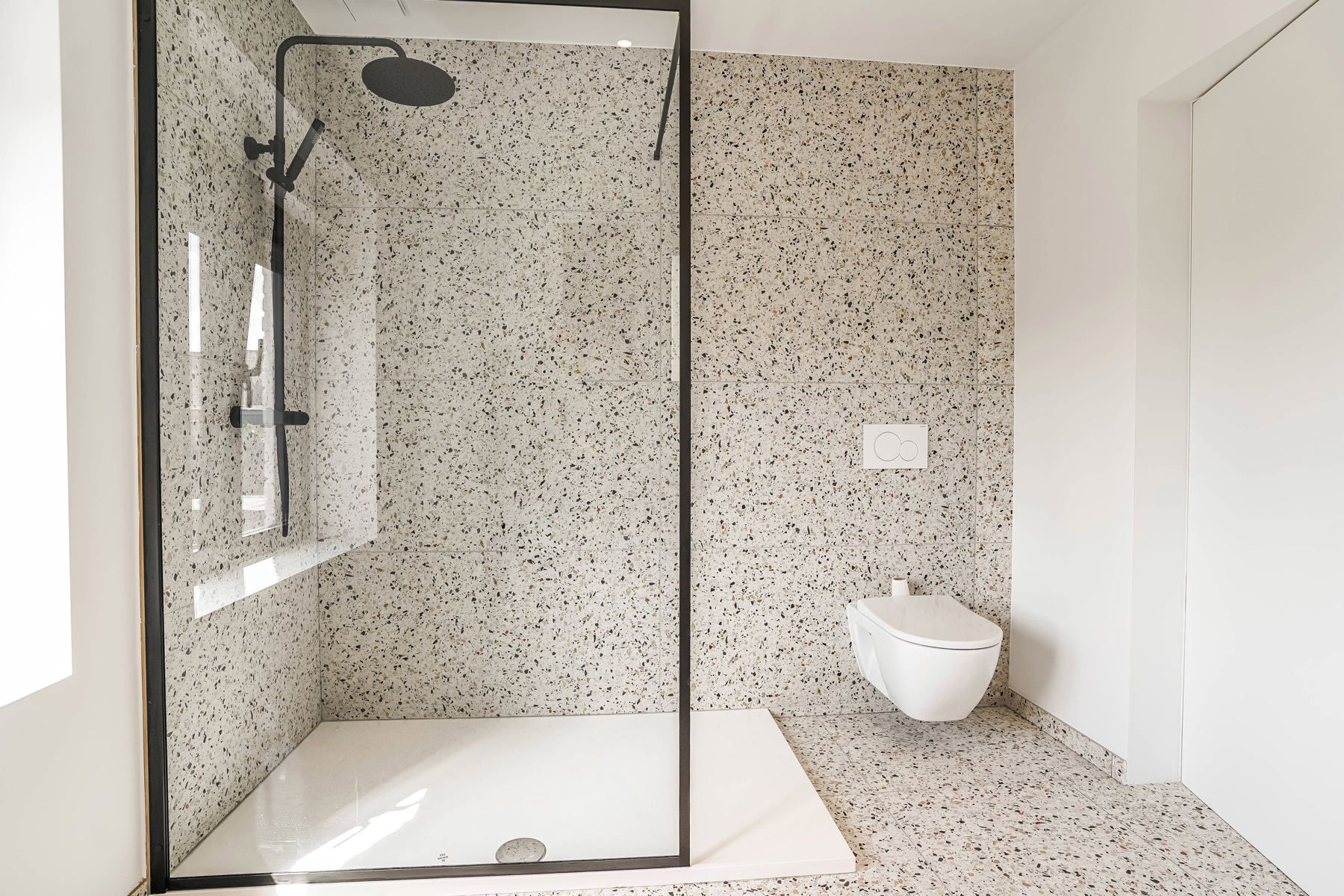 Prachtige, compleet gerenoveerde luxewoning op toplocatie te Kapelle-op-den-Bos foto 23