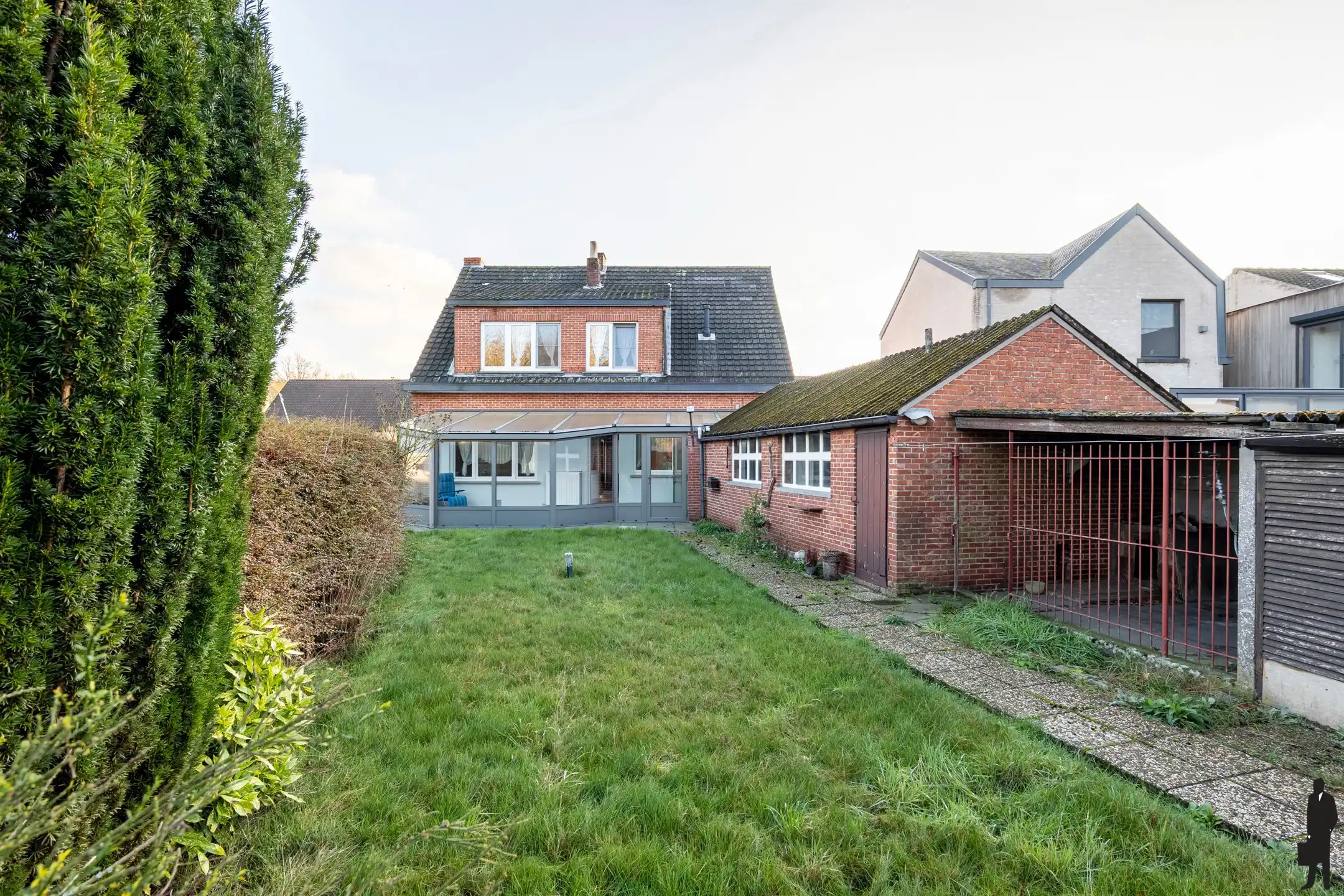 Te renoveren woning op ca. 550m² grond. foto 21