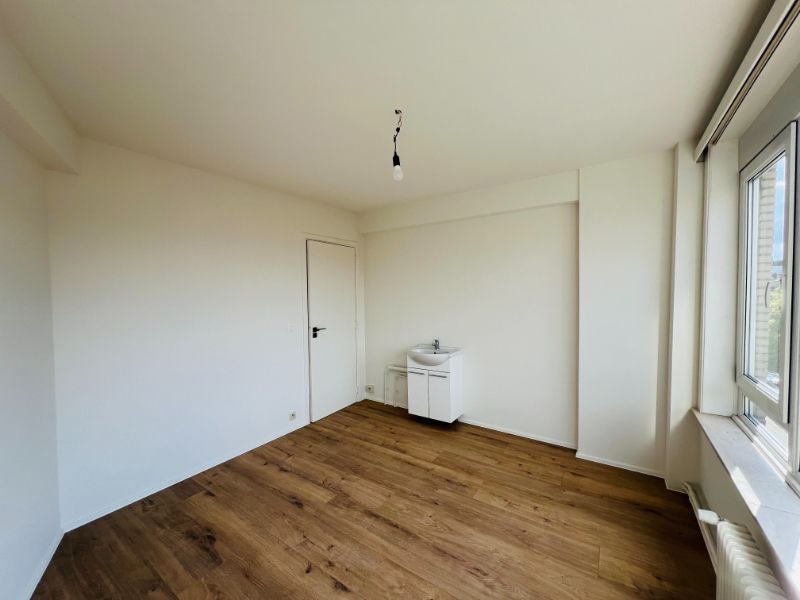 LICHTRIJK GERENOVEERD APPARTEMENT MET 3 SLAAPKAMERS IN CENTRUM GENT foto 12
