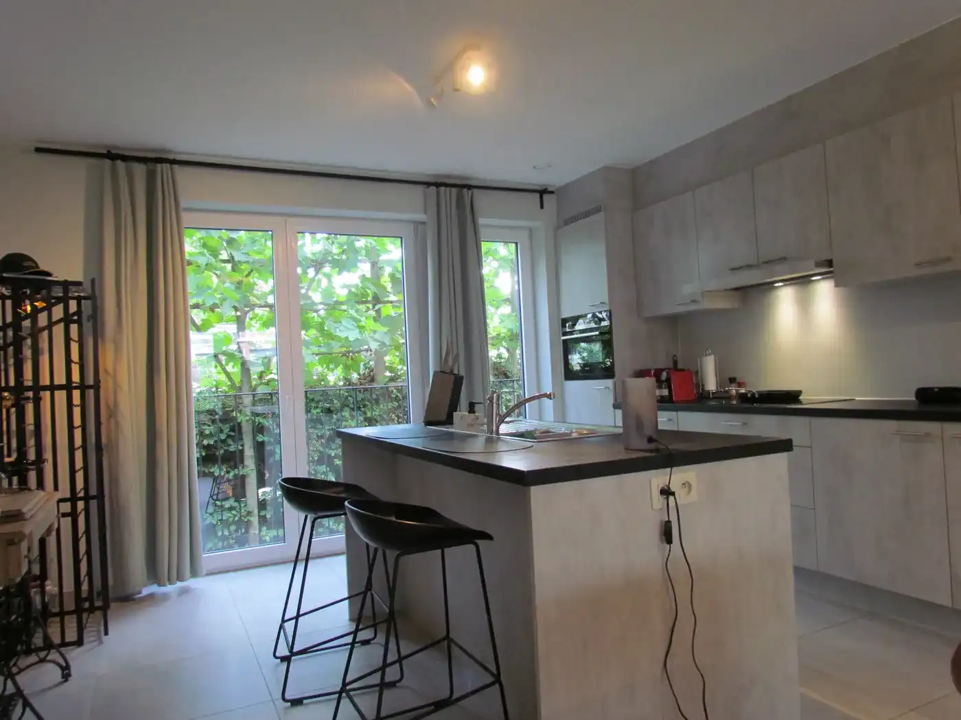 Energiezuinig appartement van 100 m² met kelder en parkeerplaats. foto 5