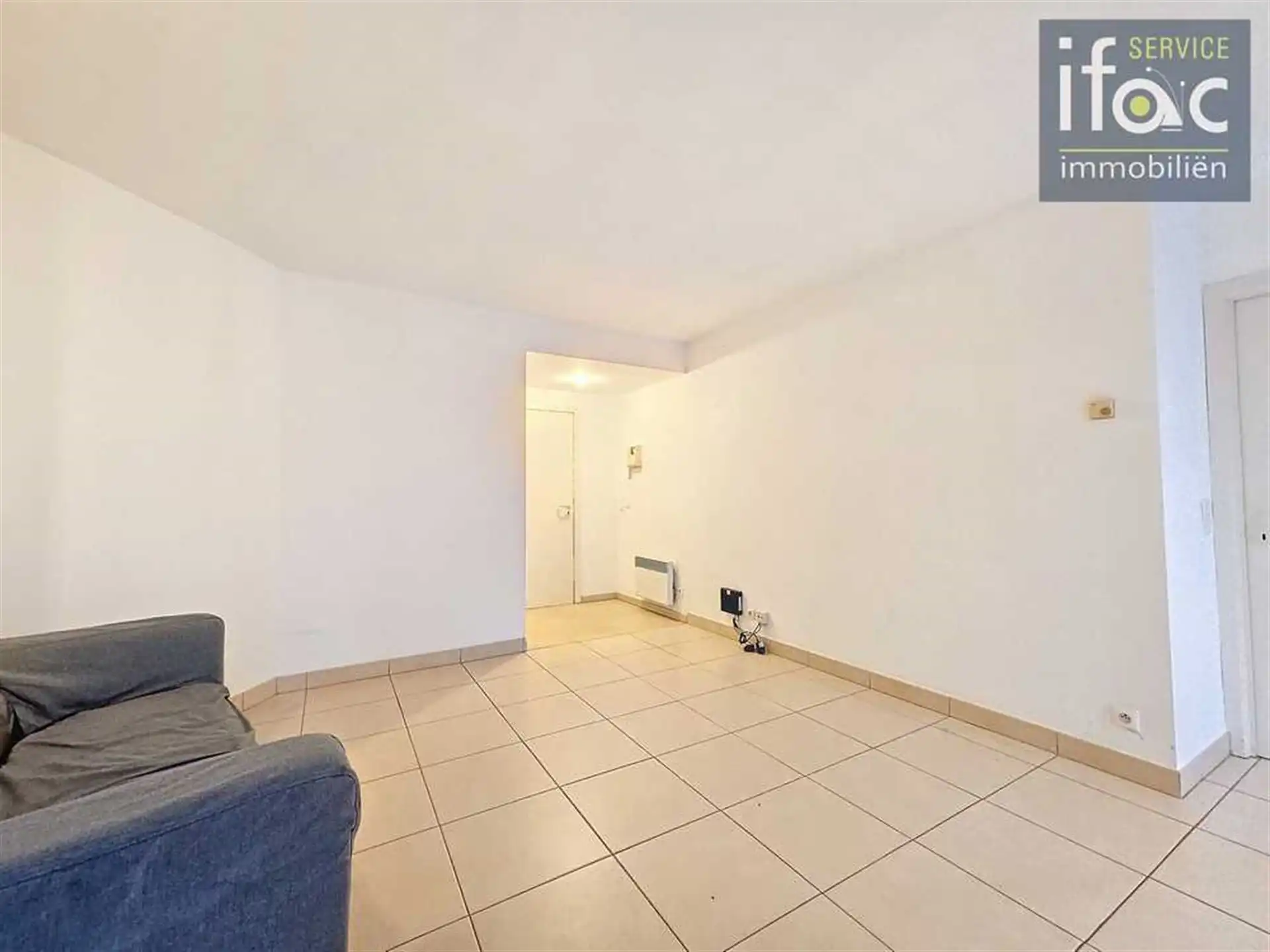 Uitstekend gelegen gelijkvloers appartement foto 2