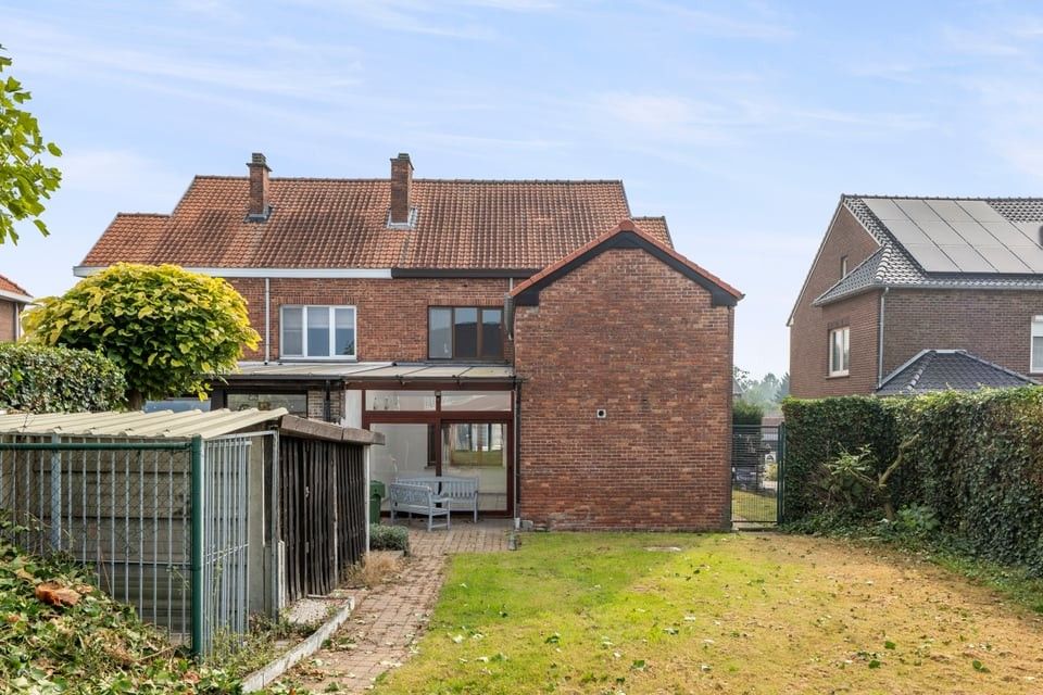 RUIME GEZINSWONING MET TUIN EN GARAGE IN TONGEREN foto 7