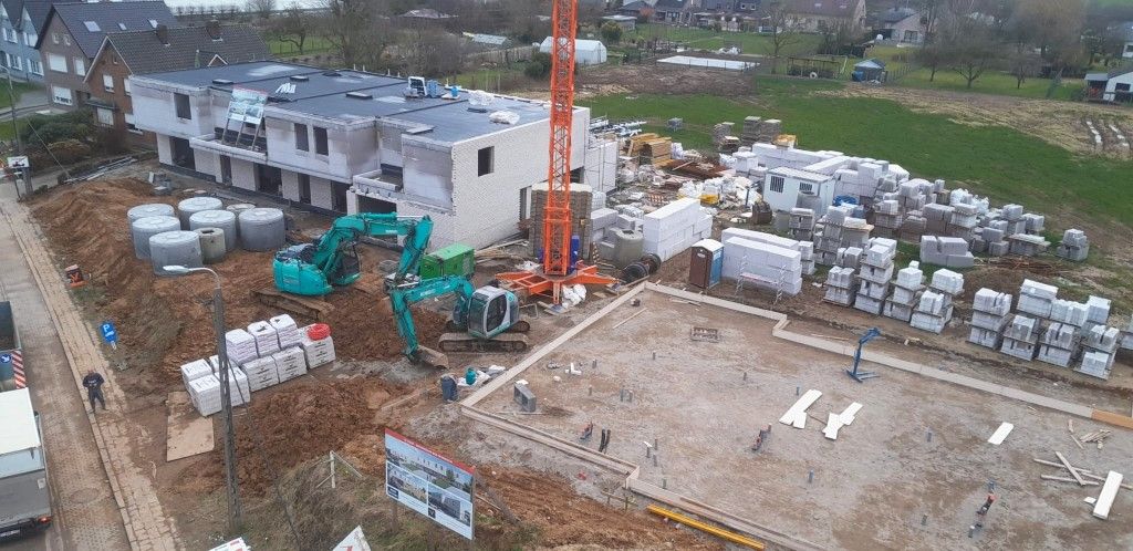 Woning 8 is een halfopen bebouwing  foto 9