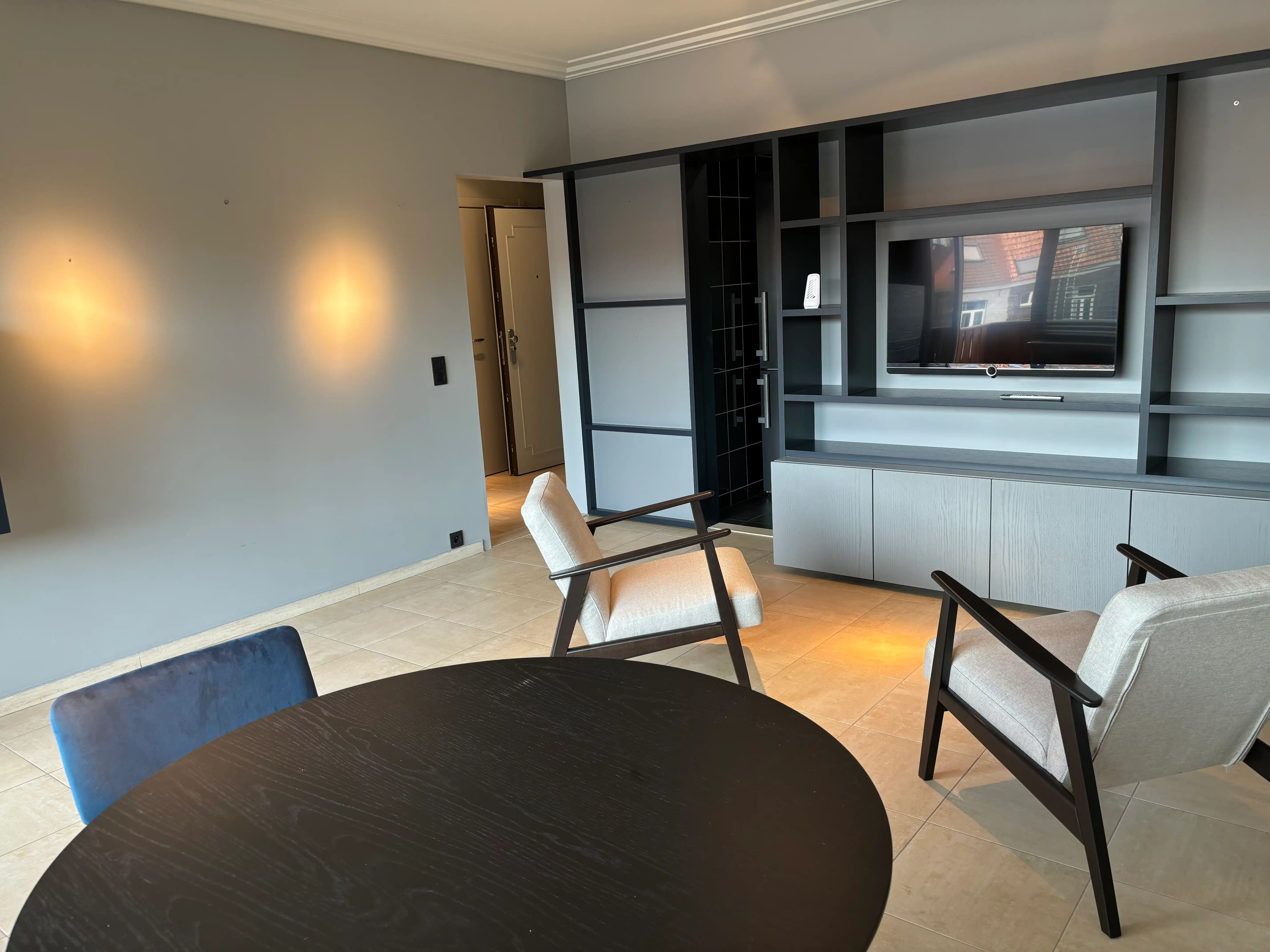 Gemeubeld 1-slaapkamer appartement met zonnig terras foto 3