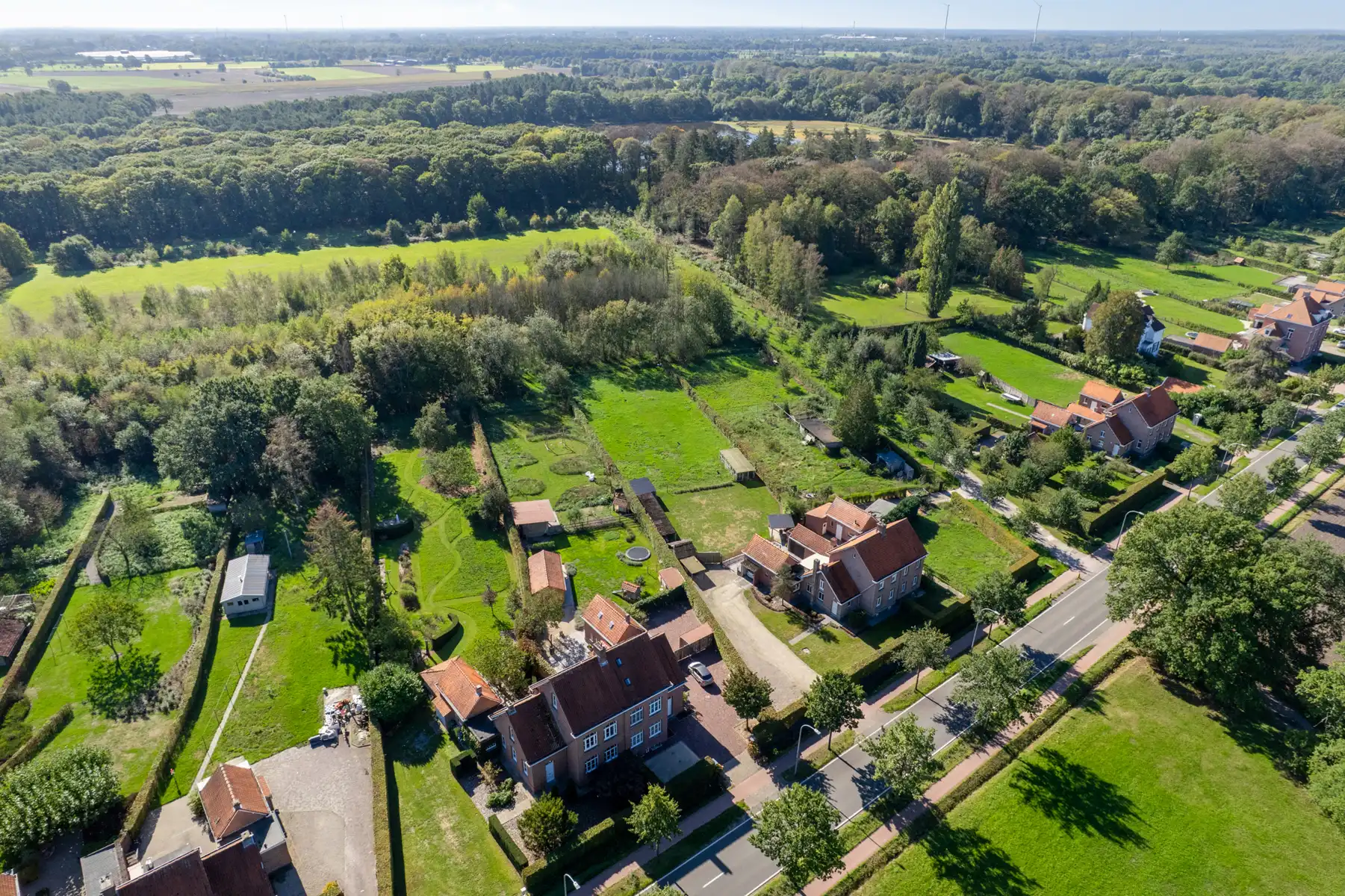 Ruime gerenoveerd erfgoedpand met 6 slk op toplocatie foto 33