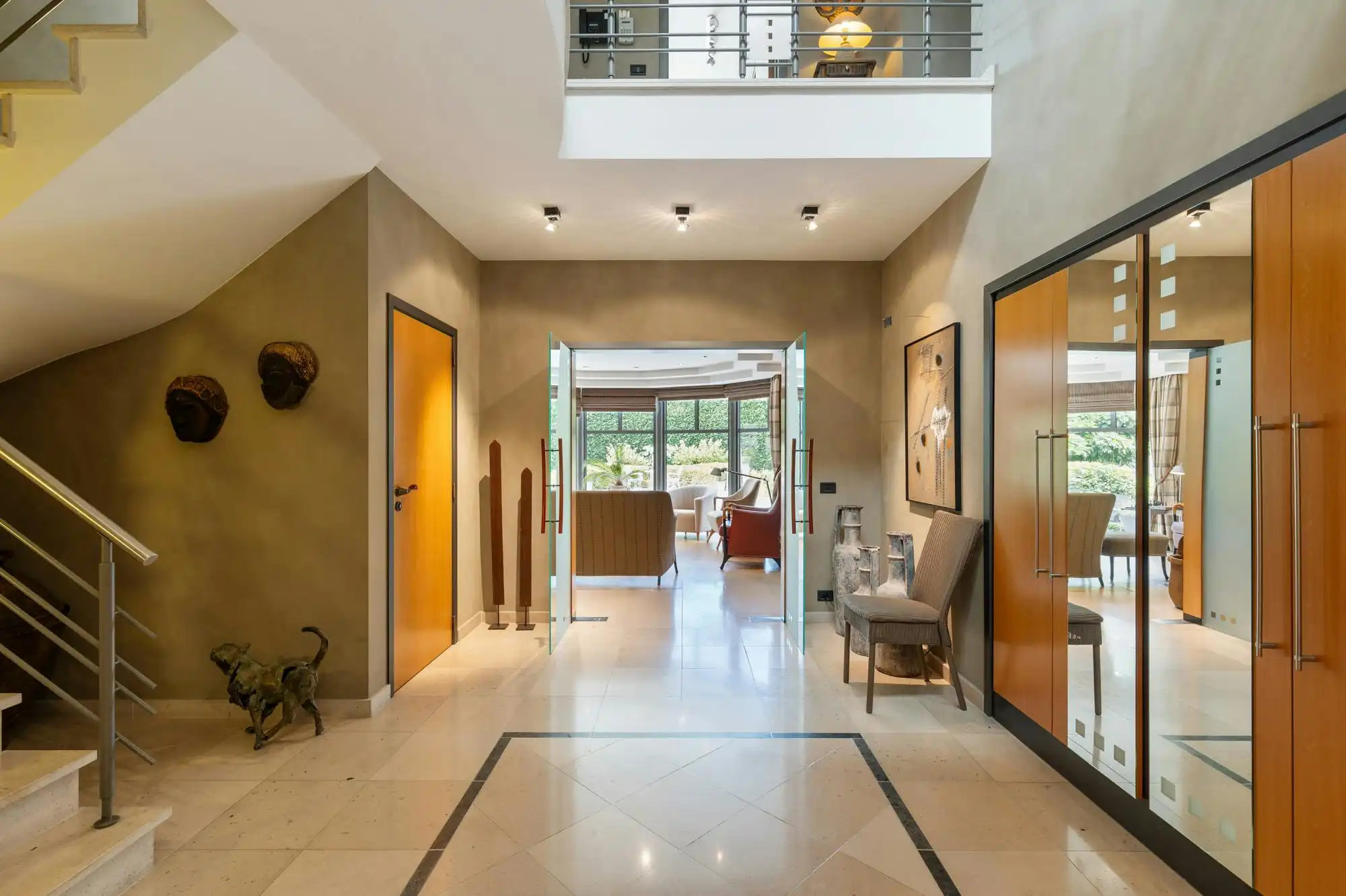 Exclusieve villa met praktijkruimte op toplocatie in Genk foto 12