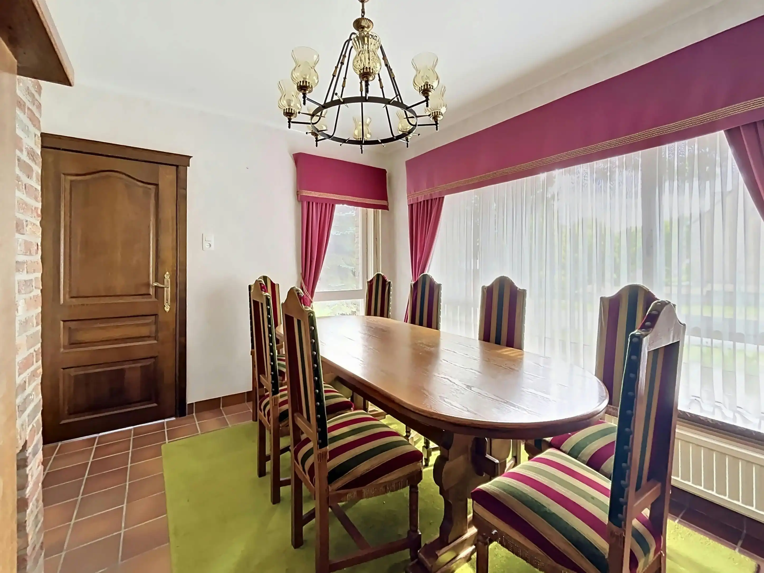 Alleenstaande woning in hartje Aalter foto 9