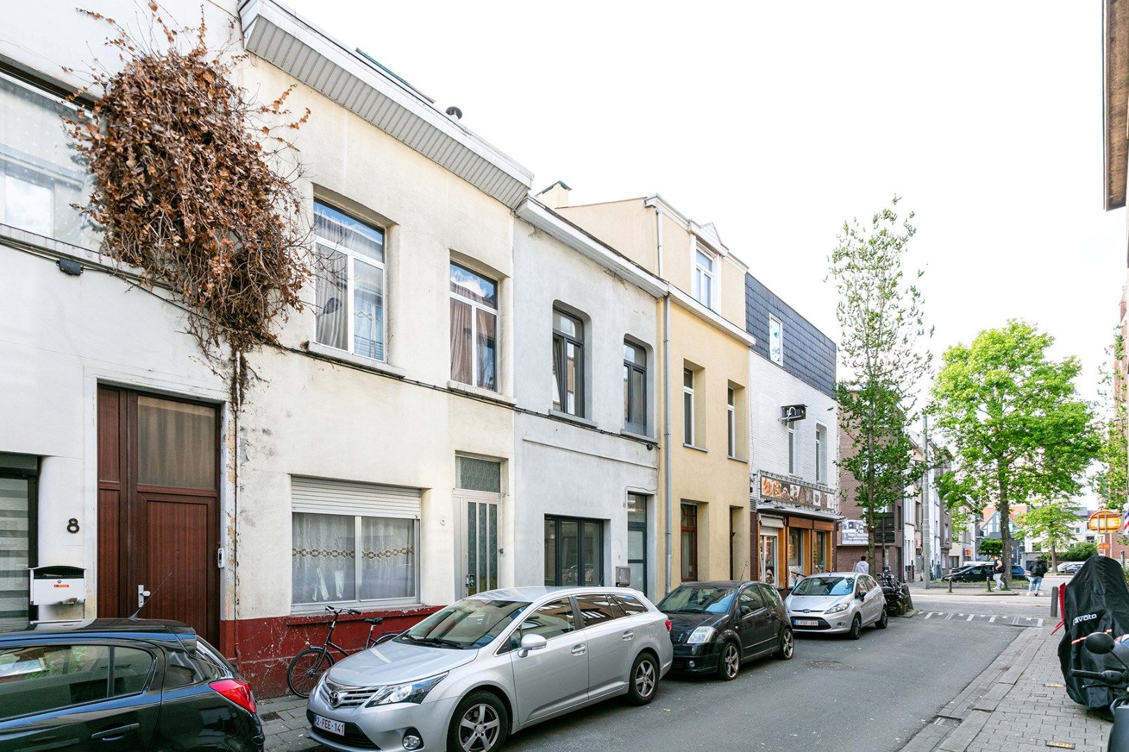 Hoofdfoto van de publicatie: Te renoveren woning met 2 slaapkamers te koop!