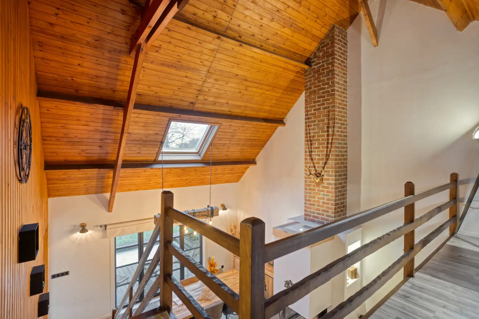 Gezellige, karakteristieke en energiezuinige woning met 4 SLPKS en 2 badkamers !  foto 19