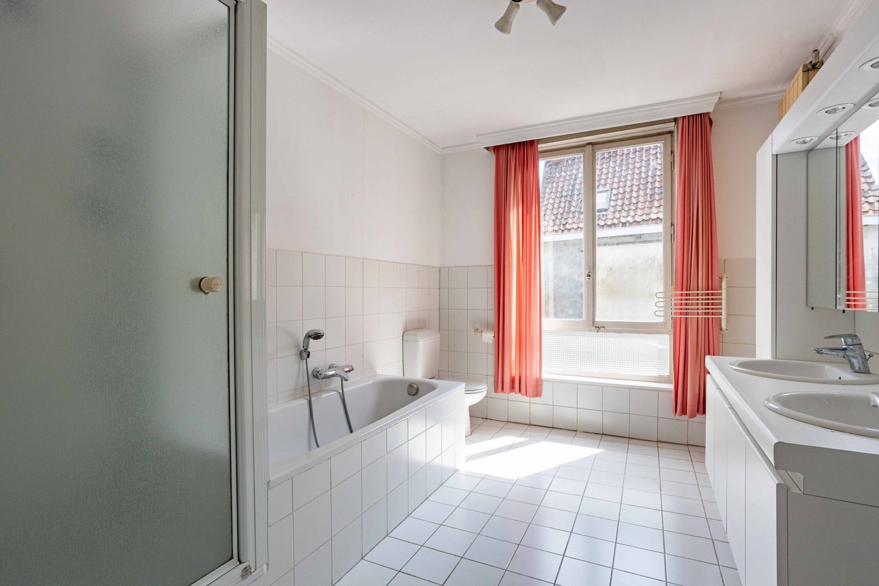 Stijlvolle burgerwoning , 5 slpk + tuin aan park foto 23