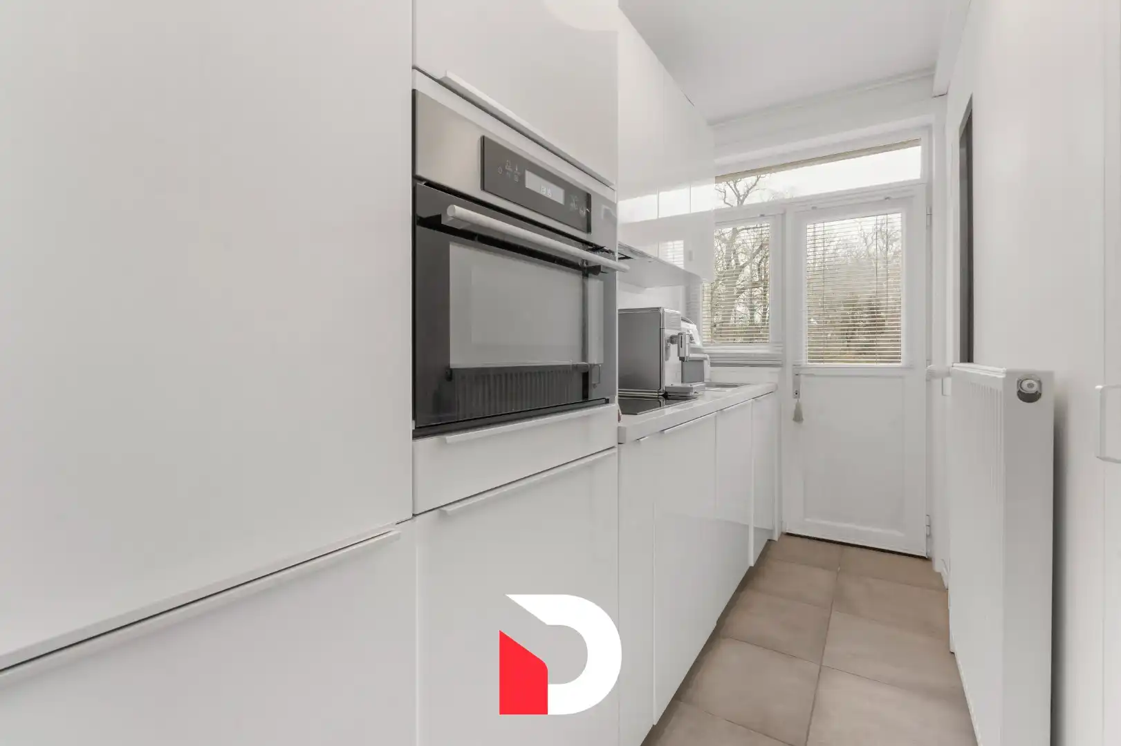 Ruim 1 slaapkamer appartement in Groeninge te centrum Brugge foto 7