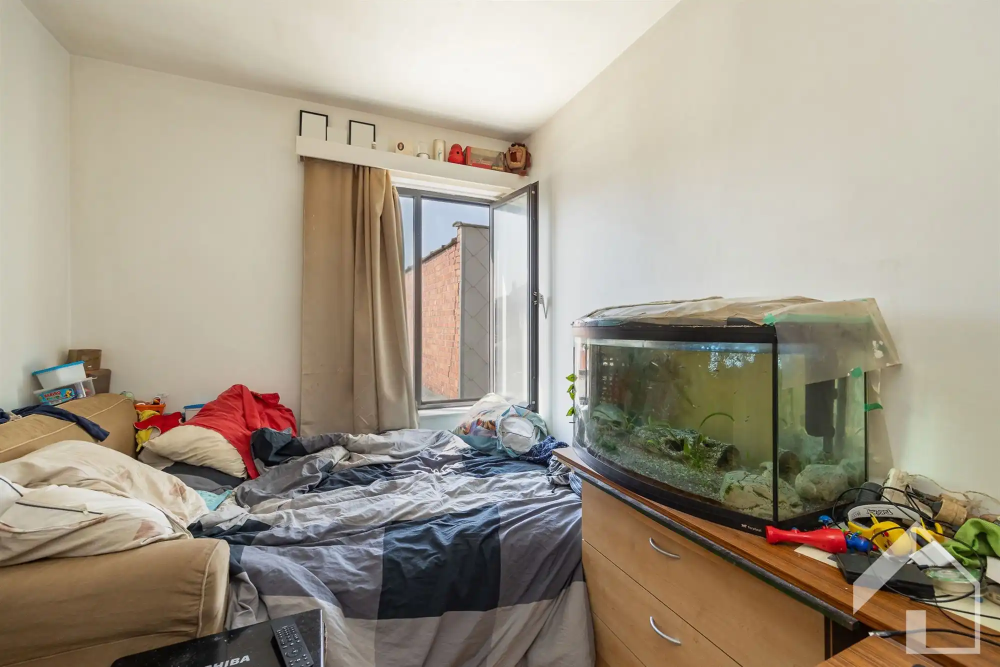 Ruim appartement op de 1e verdieping met garagebox foto 8