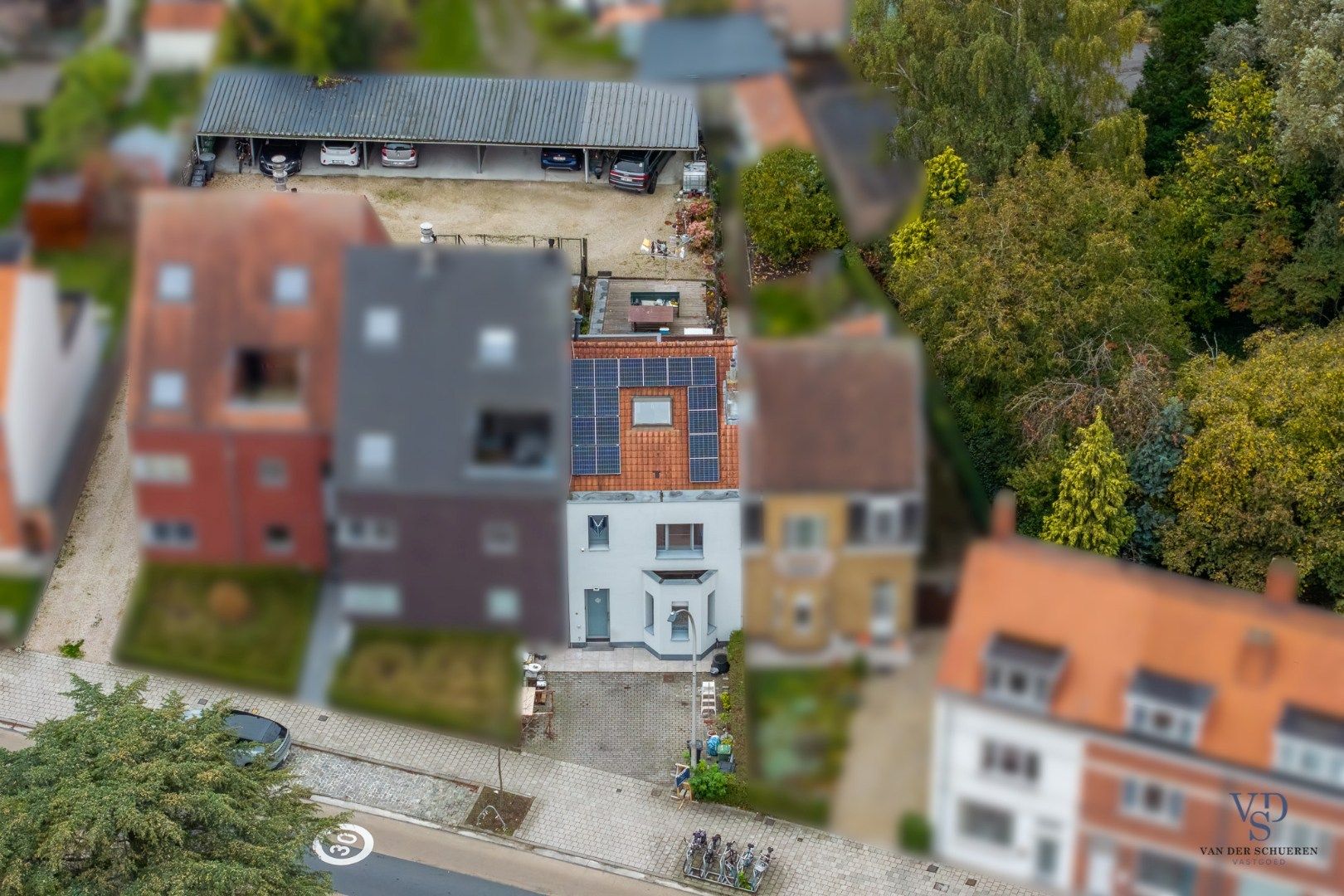 Energiezuinige woning met tuin (en 2 staanplaatsen). foto 29