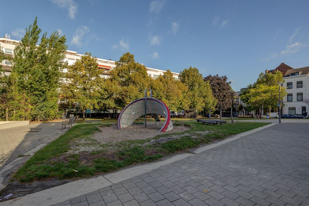 Ondergrondse autostaanplaats foto 9