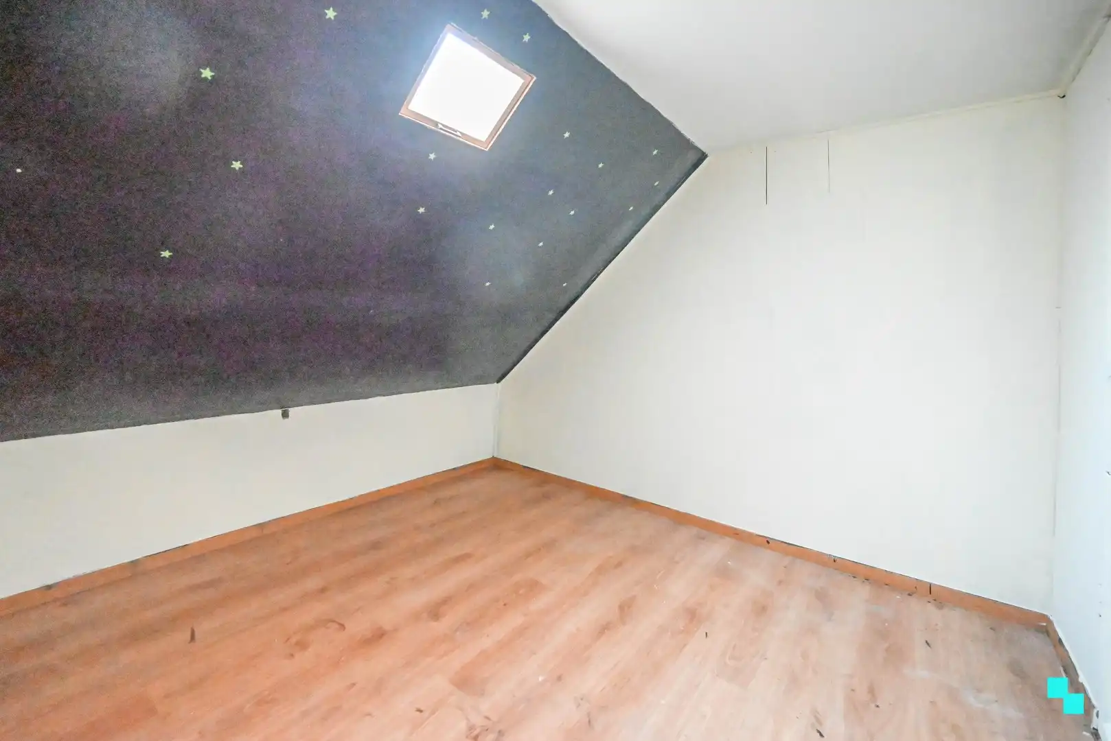 Landelijk gelegen, te renoveren woning op 1.767m² perceel foto 20