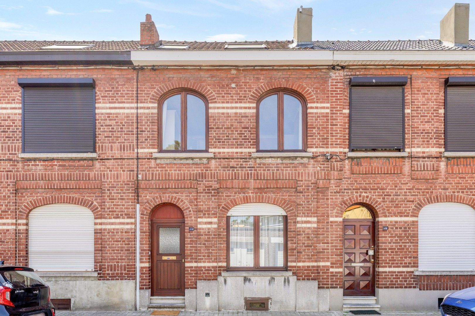 Energiezuinige woning met 3 slaapkamers, bureau, tuin en 2 garageboxen foto {{pictureIndex}}