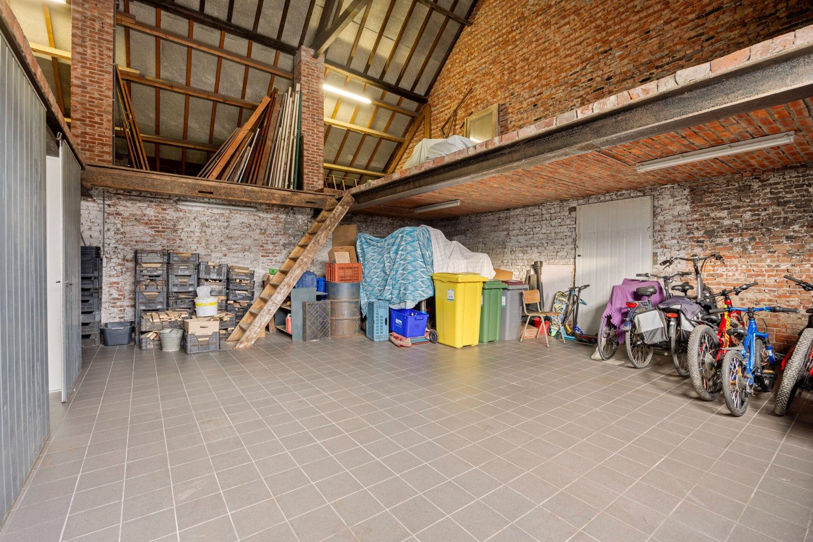 Verder te ontwikkelen eigendom van ca 17are met landelijke karakters. foto 10