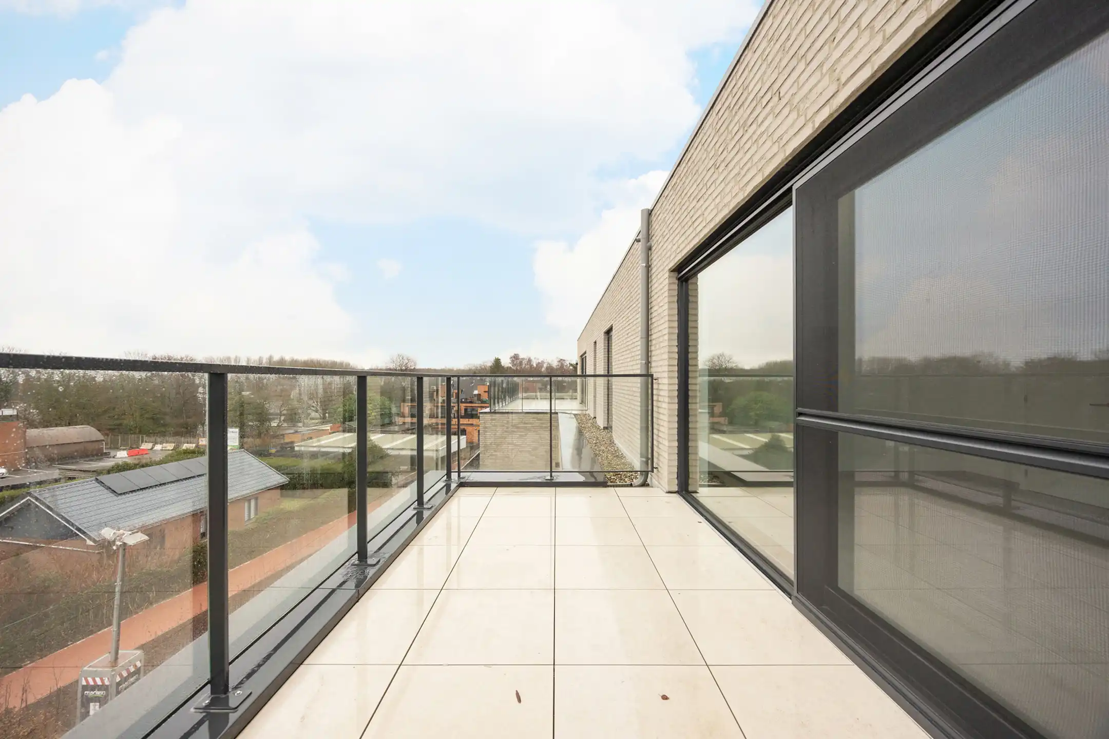 Nieuwbouw penthouse met 1 slaapkamer en terras foto 12