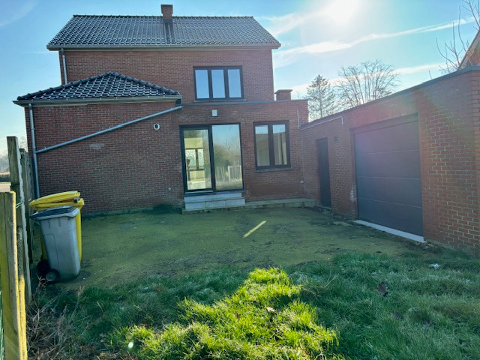 Prachtige villa met 4 slpks en garage foto 5