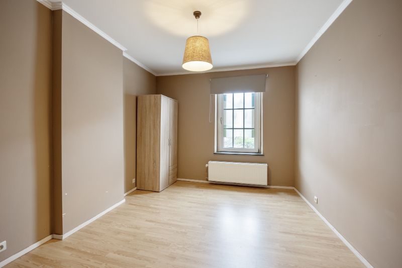 LANDELIJK GELEGEN WONING VOORZIEN VAN 3 SLAAPKAMERS, GARAGE EN AANGELEGDE TUIN OP EEN PERCEEL VAN +/- 4A30CA. foto 11