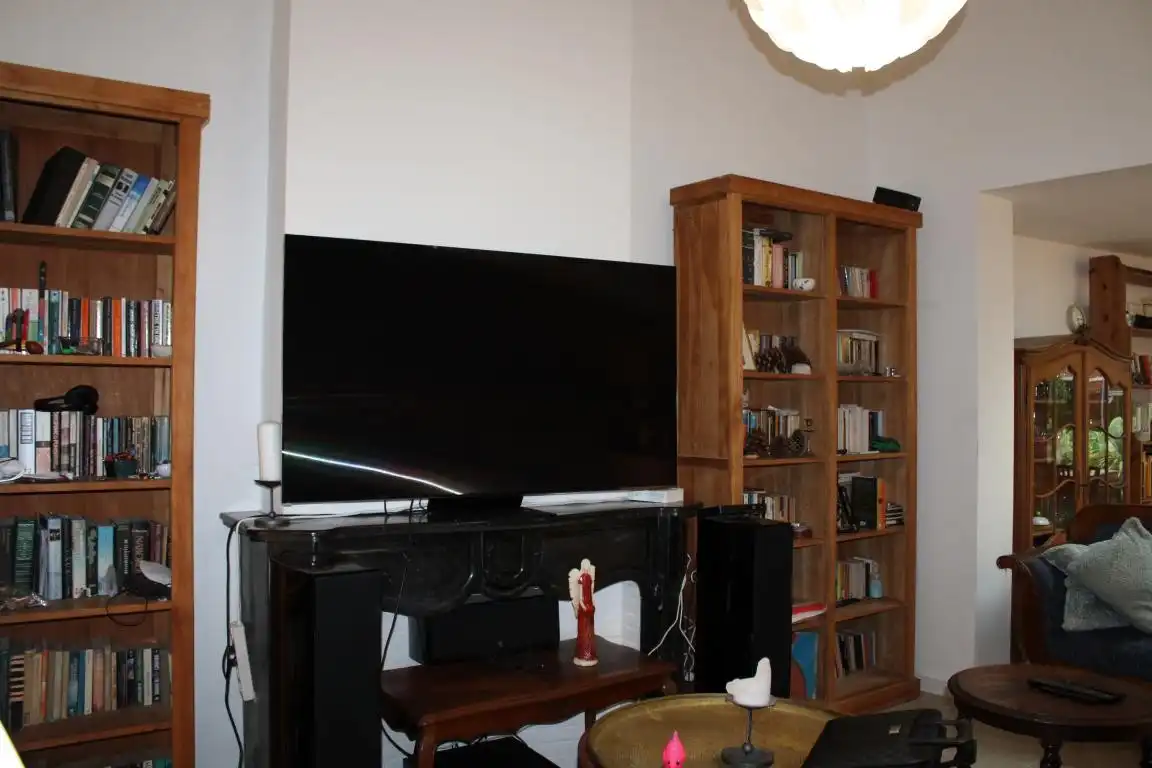 Ruim appartement met tuin foto 3