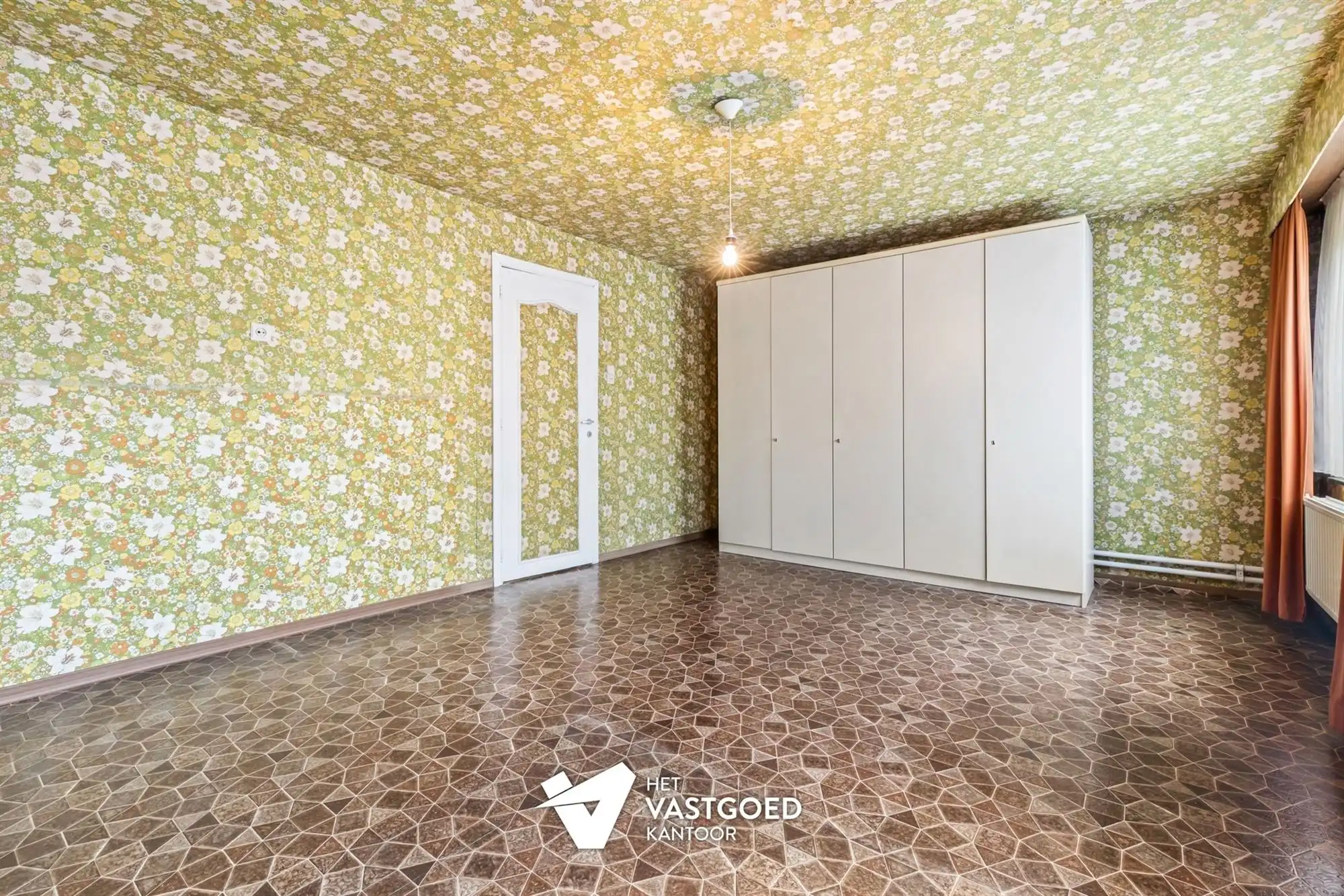 RUIME HOB WONING OP CENTRALE LIGGING VLAKBIJ ALLE WINKELS TE HEUSDEN-ZOLDER foto 9