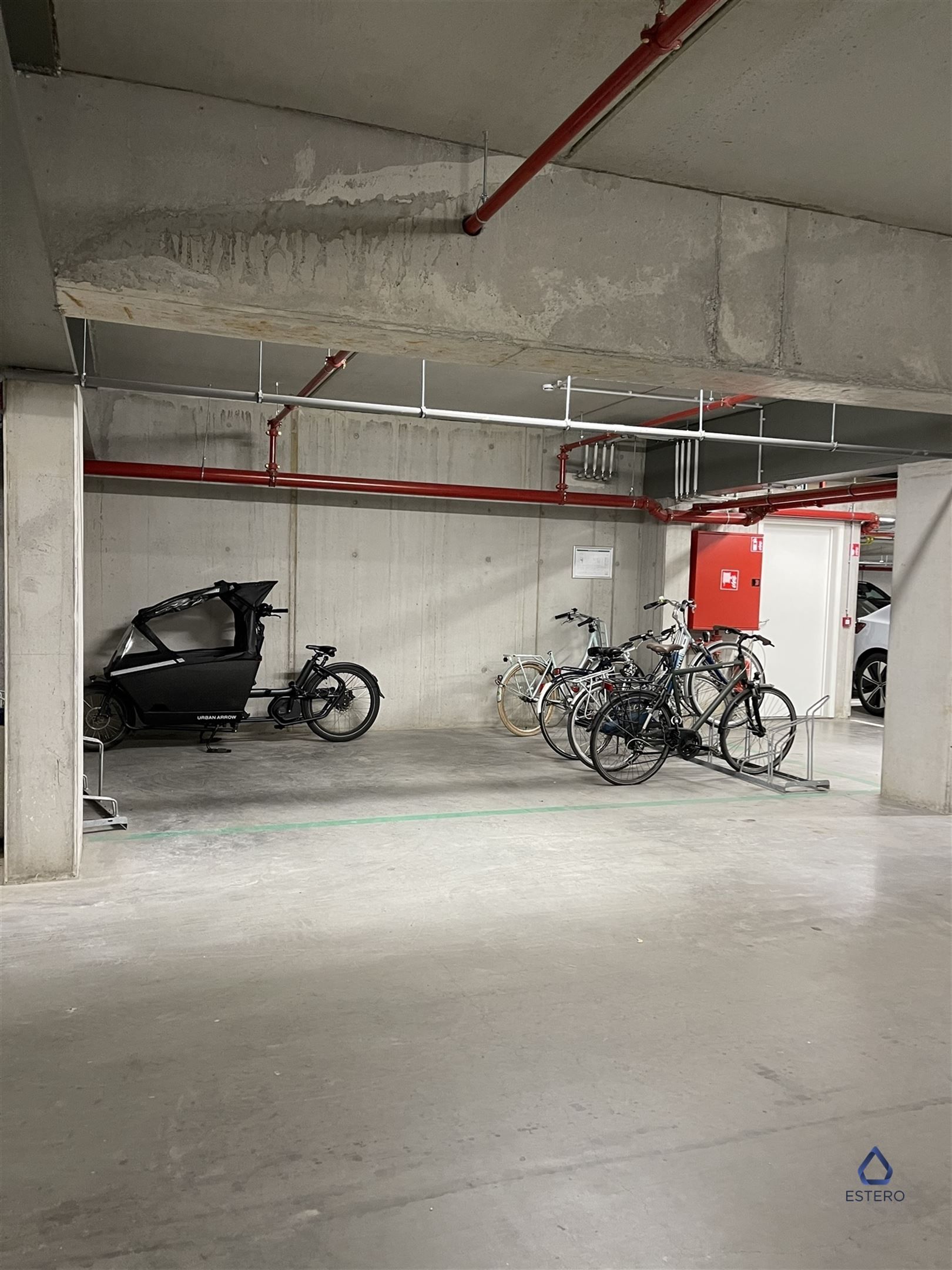 Nieuwbouw met 3 slaapkamer en 2 badkamers + parking foto 19