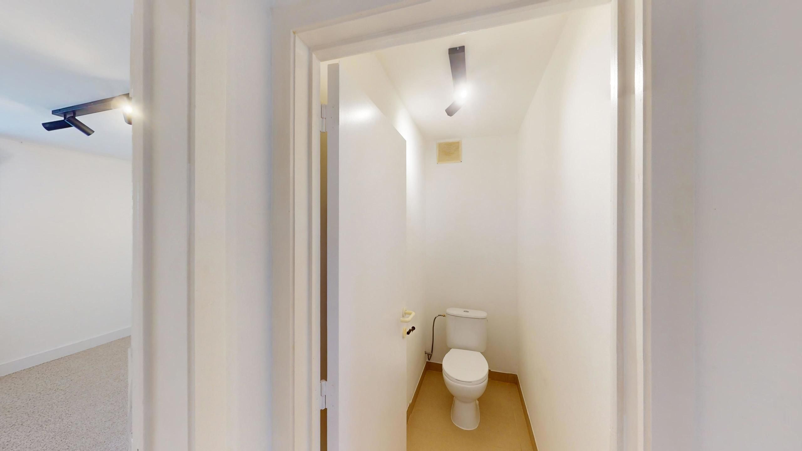 Vernieuwd startersappartement vlakbij centrum Hasselt! foto 12