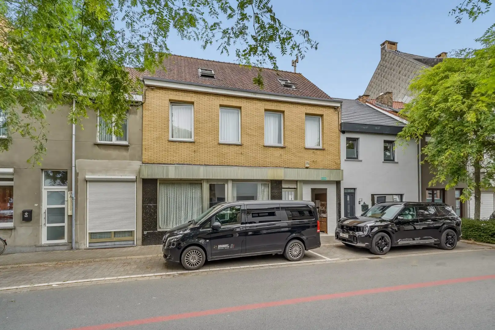 Ruime woning met veel mogelijkheden te Oostende foto {{pictureIndex}}
