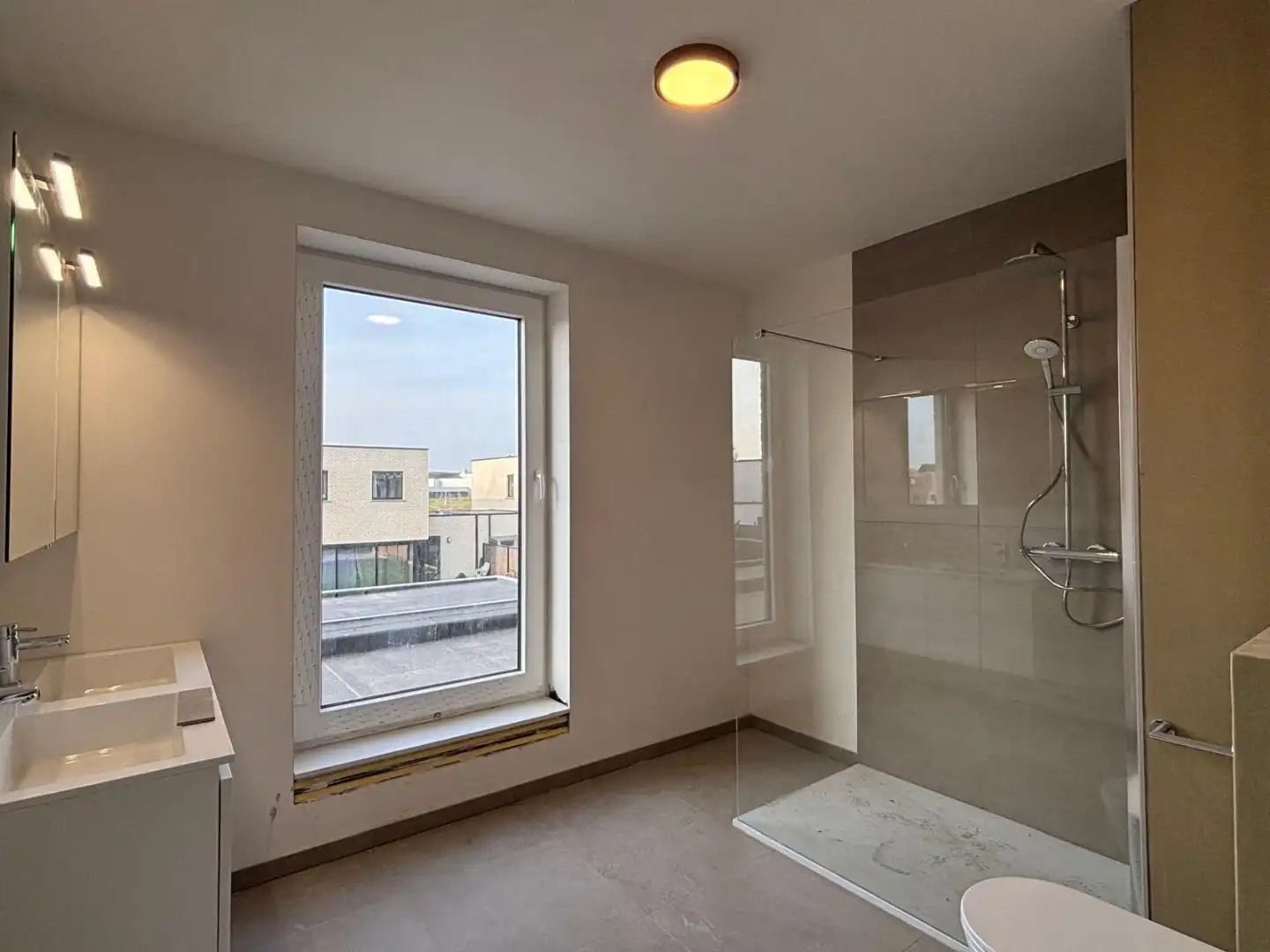 NIEUWBOUWPROJECT MET 4 INSTAPKLARE NIEUWBOUWWONINGEN MET 3 SLPKS EN TUIN foto 15