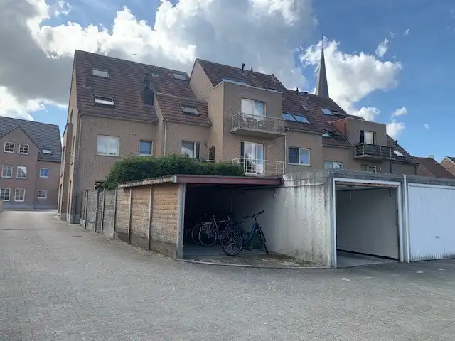 Zeer ruim, gezellig ingericht en lichtrijk appartement foto 21