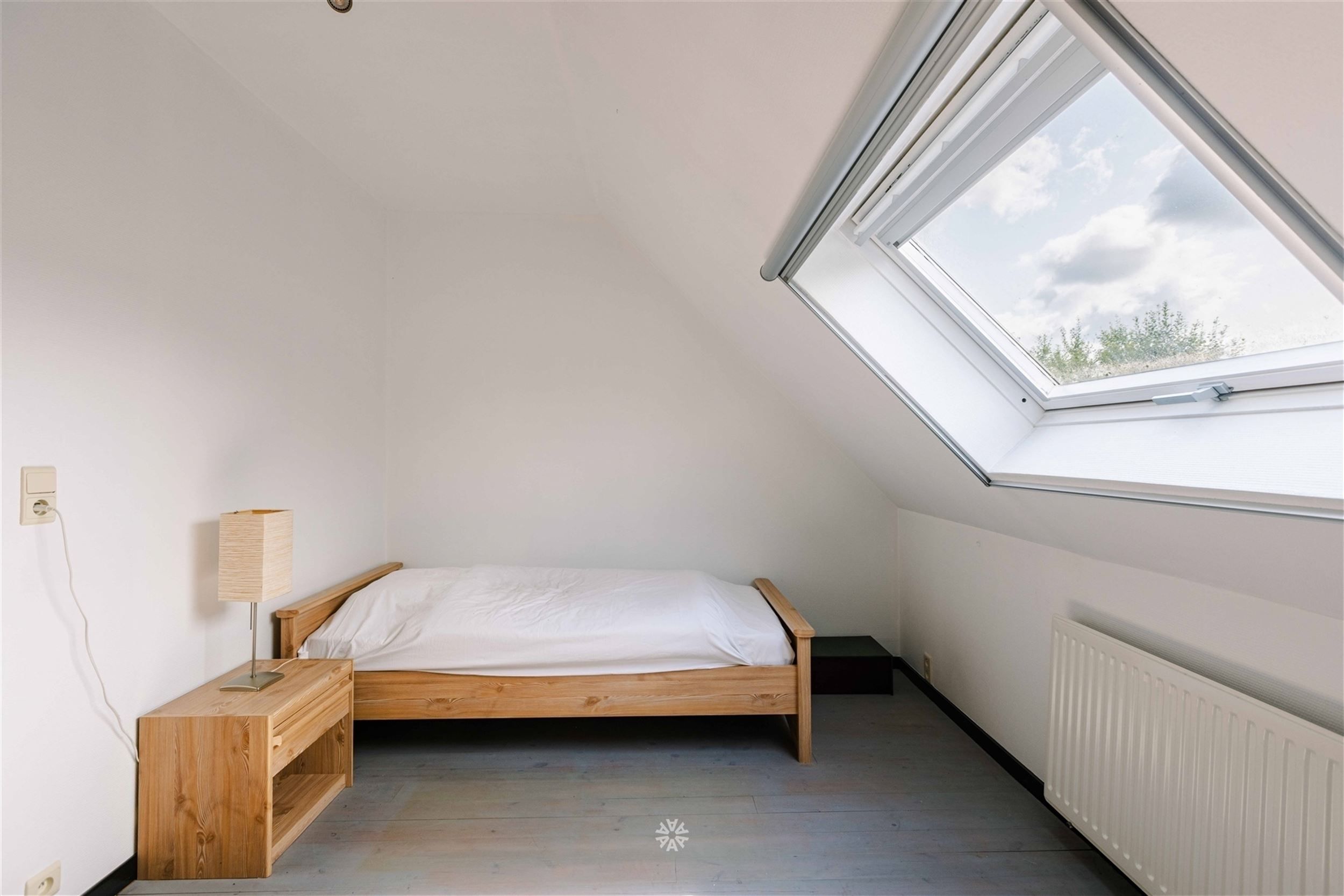 Charmante woning met prachtige tuin foto 15