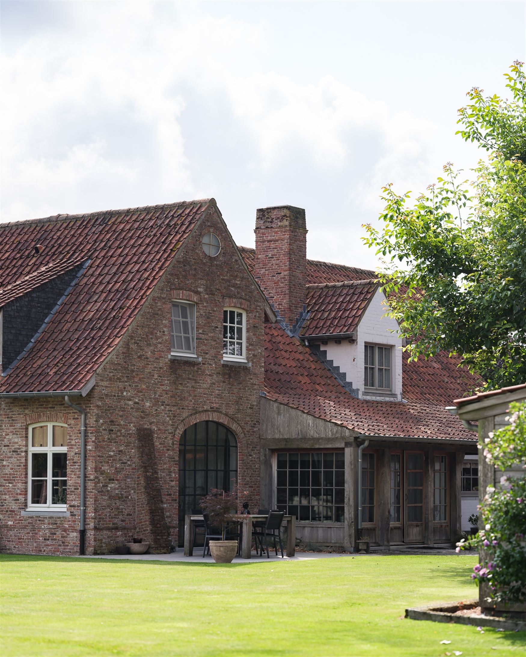 Romantisch landhuis met paardenstallen foto 21