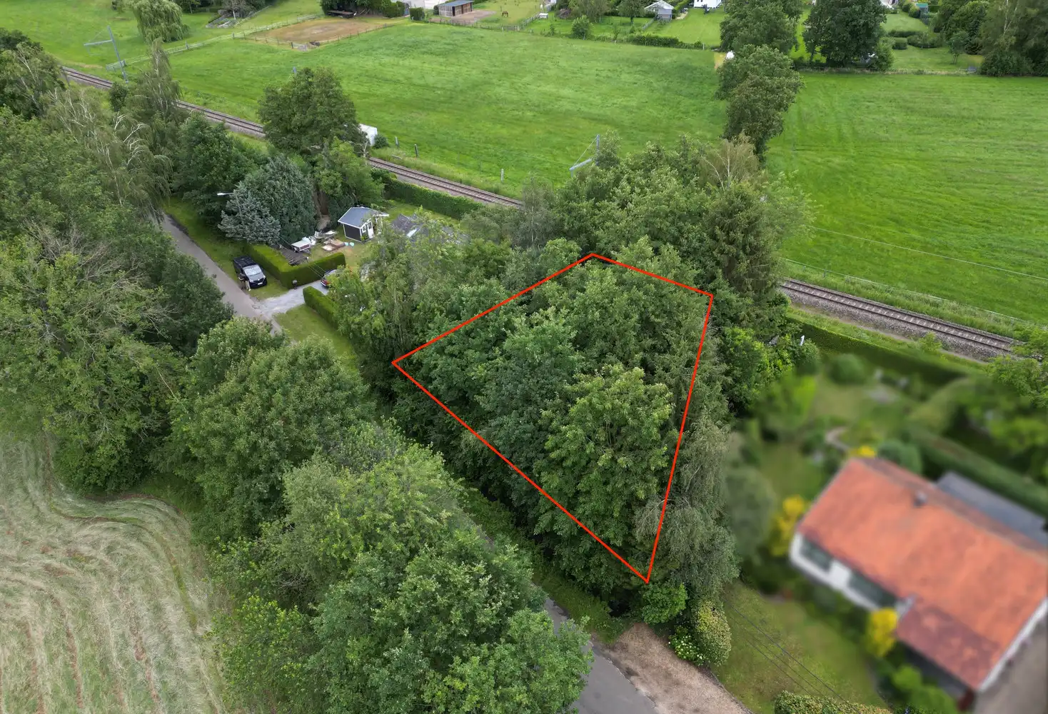 Bouwgrond in groene omgeving foto 4